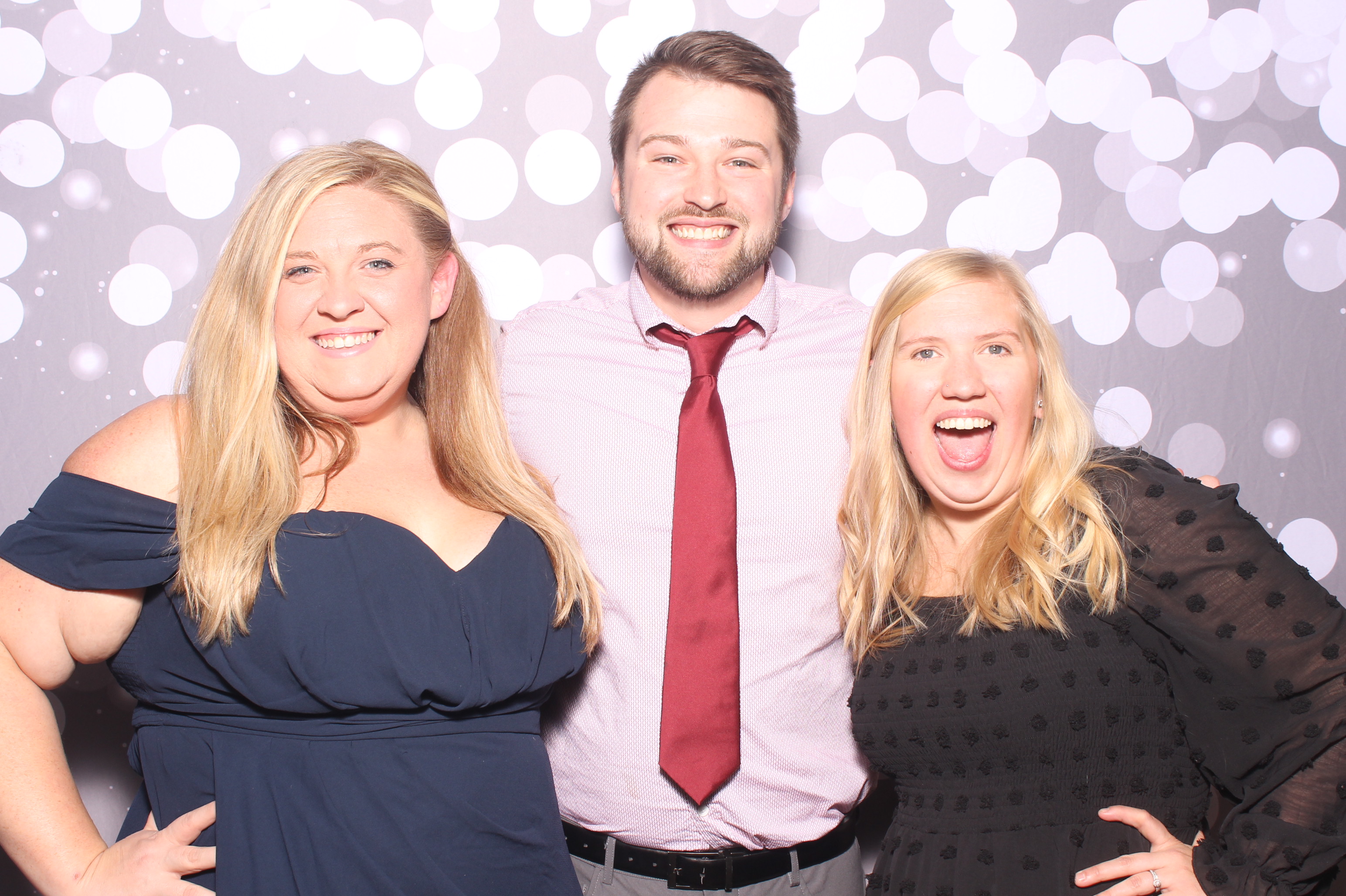Necco Christmas Party | View more photos from the event at gallery.photoboothcincy.com/u/PhotoBoothCincy/Necco-Christmas-Party