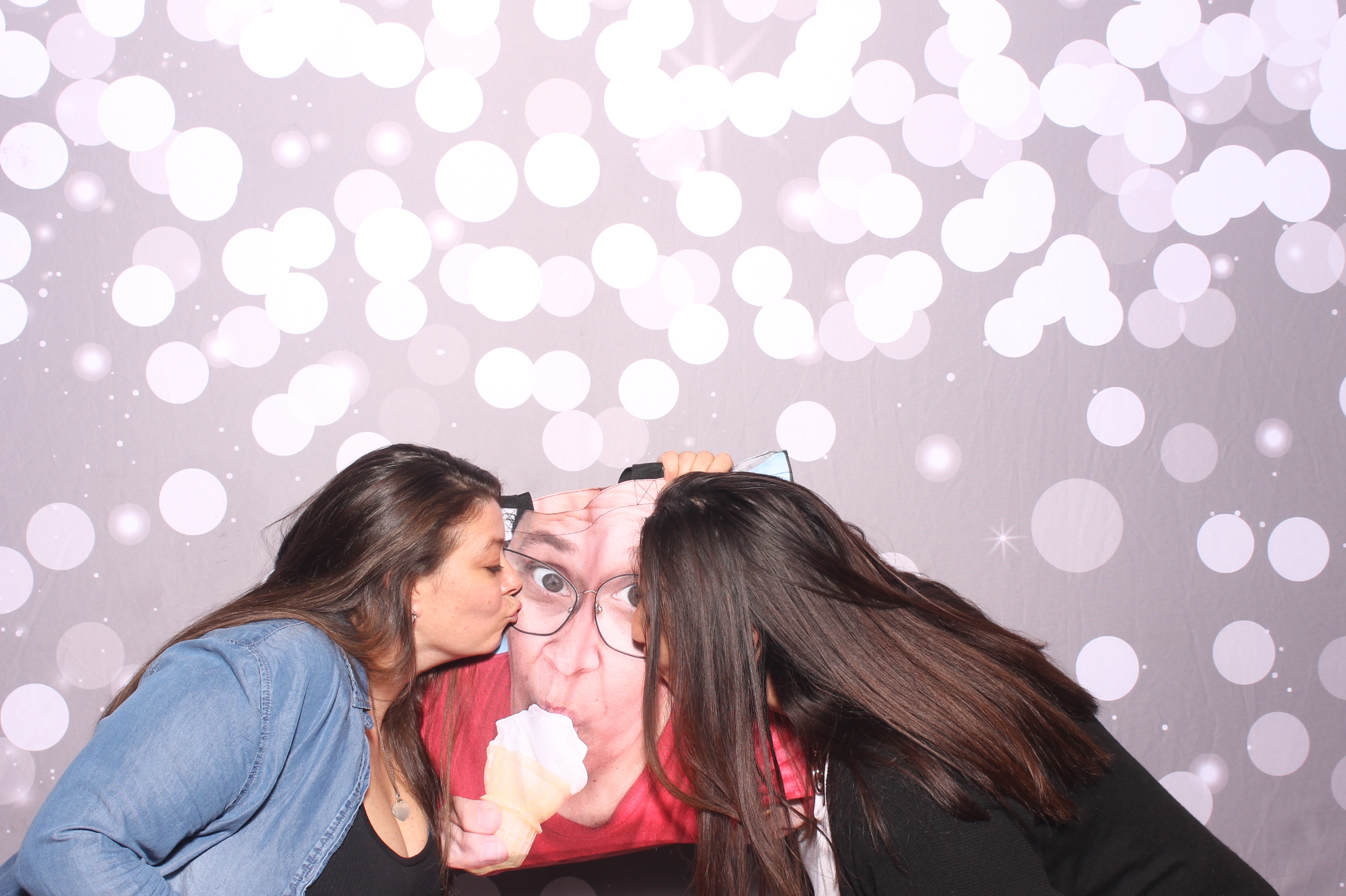 Necco Christmas Party | View more photos from the event at gallery.photoboothcincy.com/u/PhotoBoothCincy/Necco-Christmas-Party