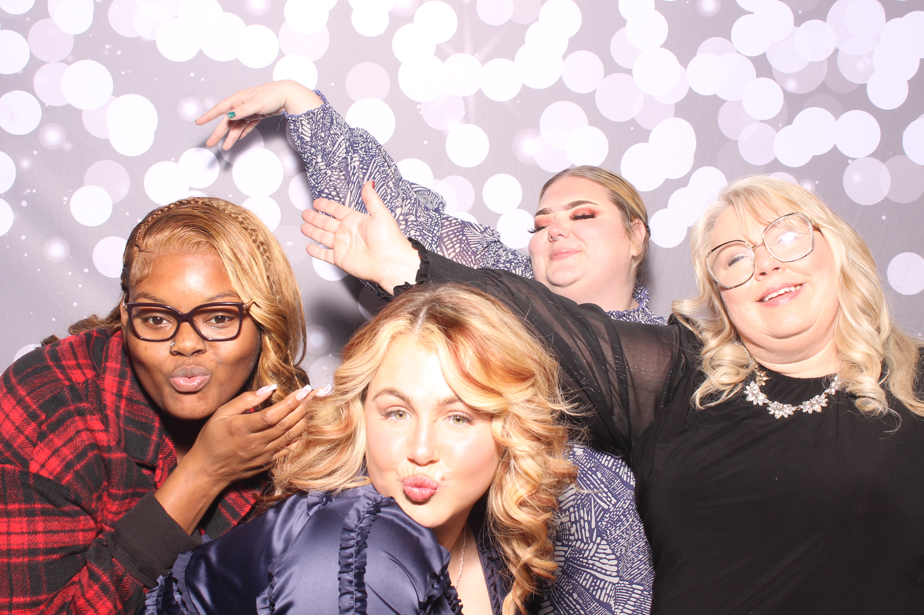 Necco Christmas Party | View more photos from the event at gallery.photoboothcincy.com/u/PhotoBoothCincy/Necco-Christmas-Party