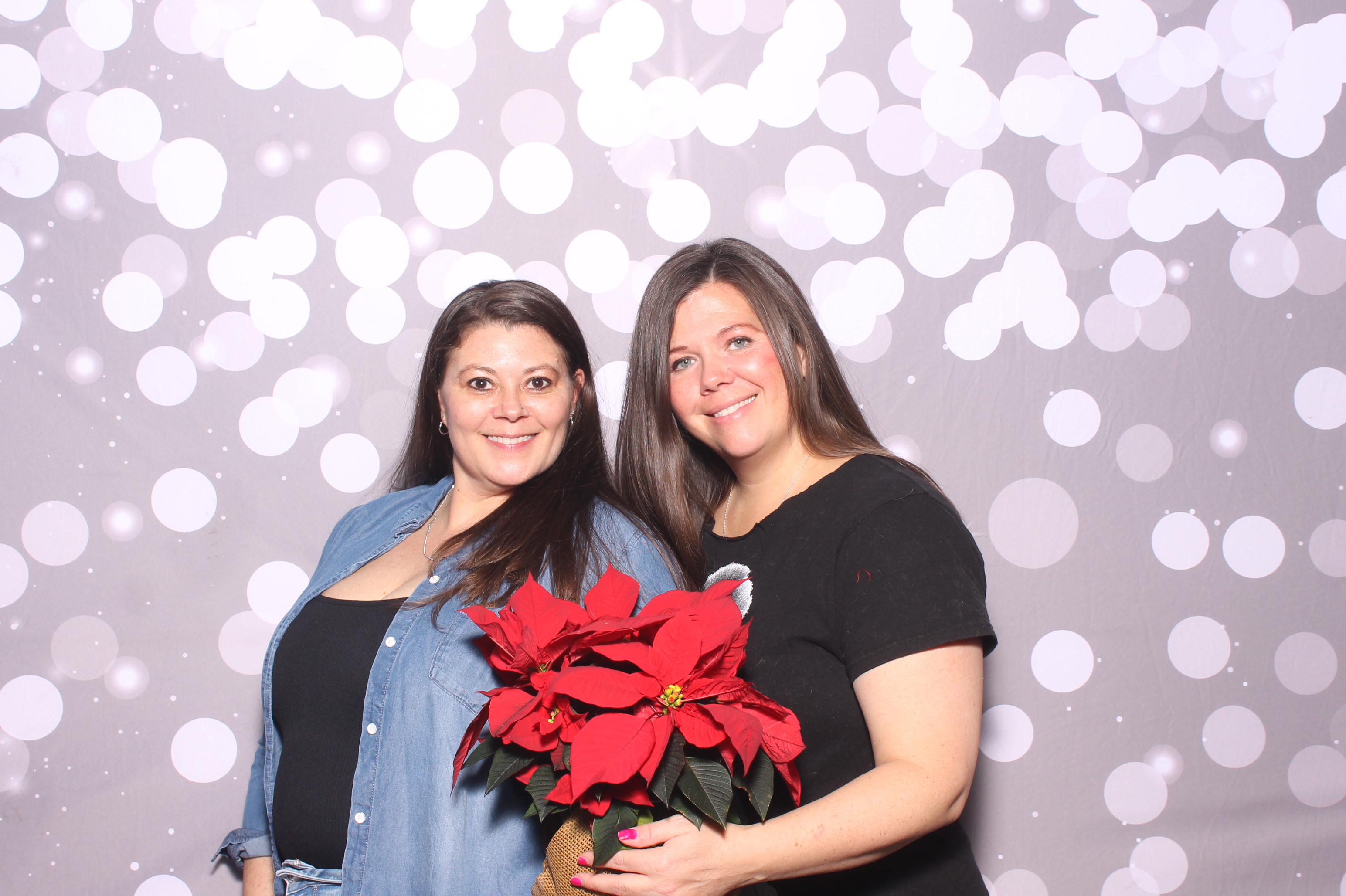 Necco Christmas Party | View more photos from the event at gallery.photoboothcincy.com/u/PhotoBoothCincy/Necco-Christmas-Party