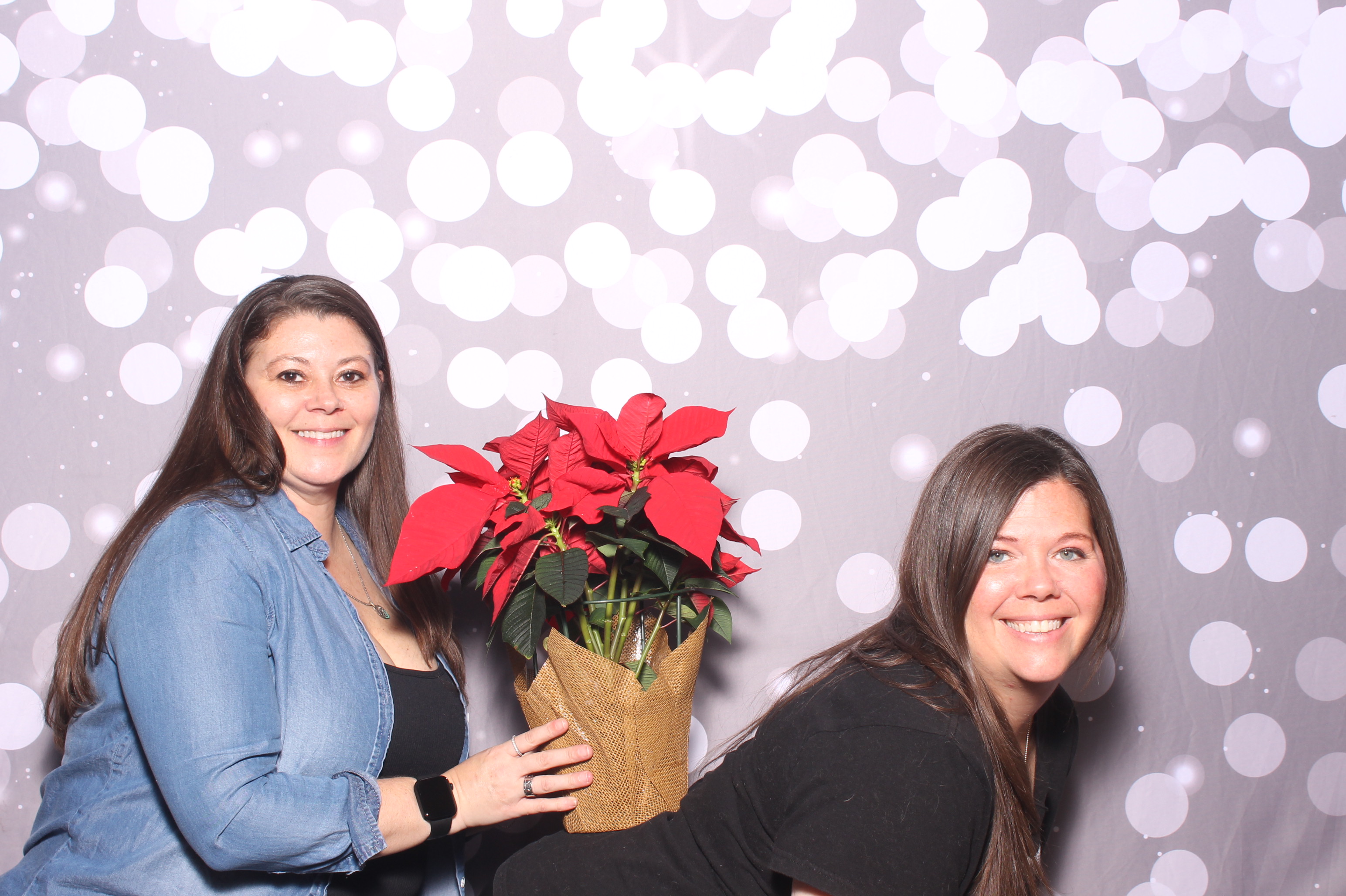 Necco Christmas Party | View more photos from the event at gallery.photoboothcincy.com/u/PhotoBoothCincy/Necco-Christmas-Party
