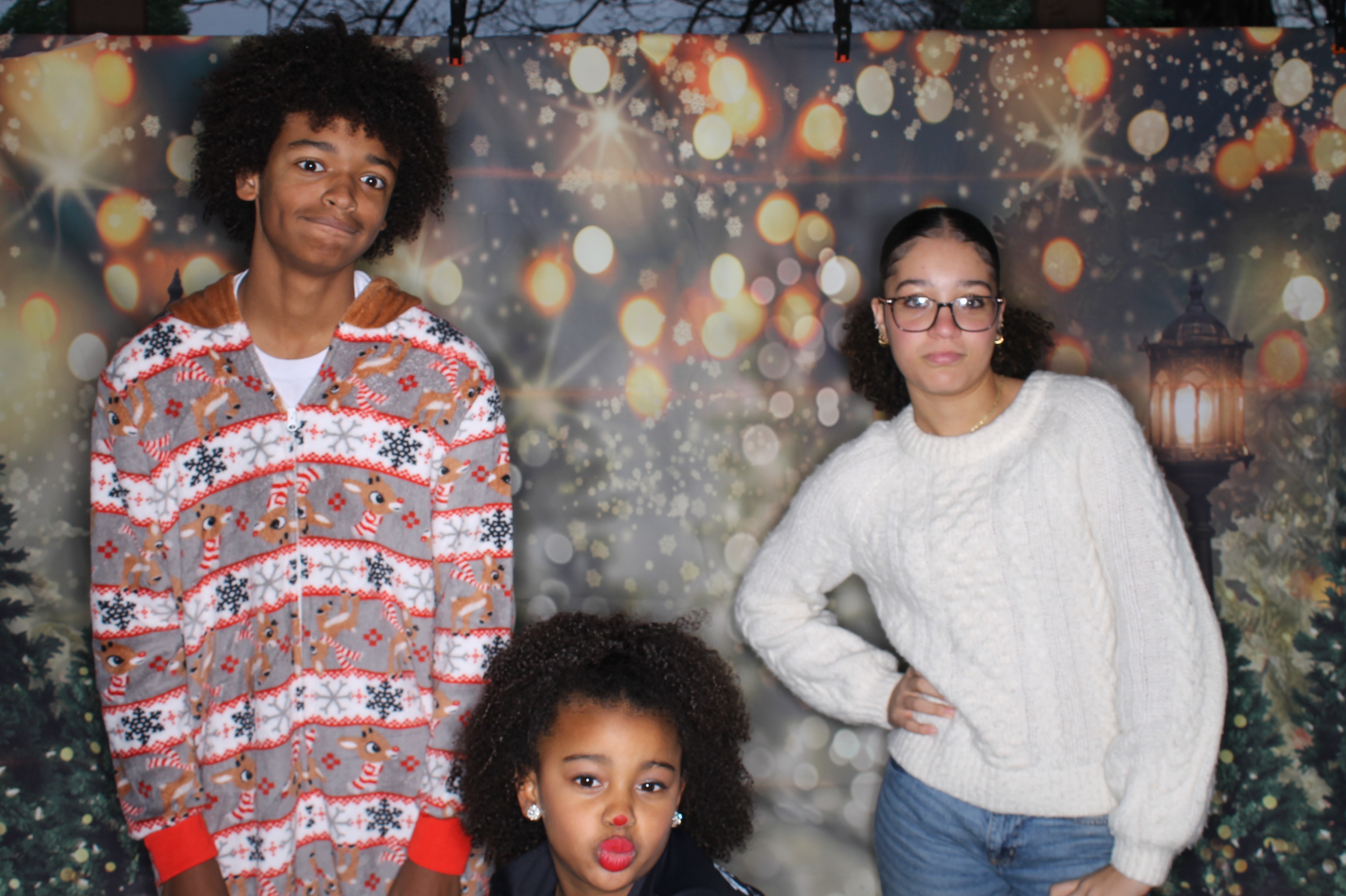 Newtown Winterfest | View more photos from the event at gallery.photoboothcincy.com/u/PhotoBoothCincy/Newtown-Winterfest