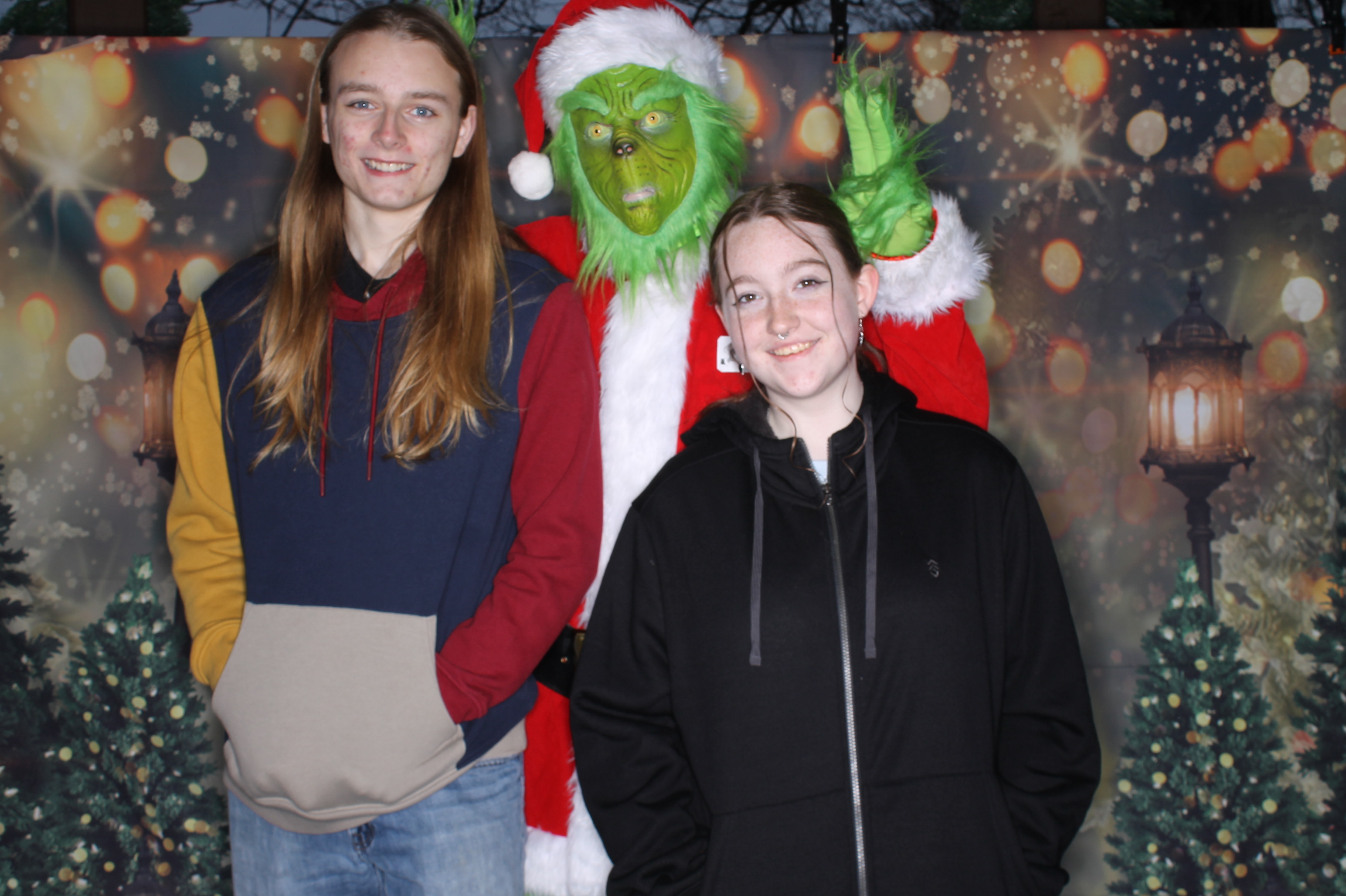 Newtown Winterfest | View more photos from the event at gallery.photoboothcincy.com/u/PhotoBoothCincy/Newtown-Winterfest