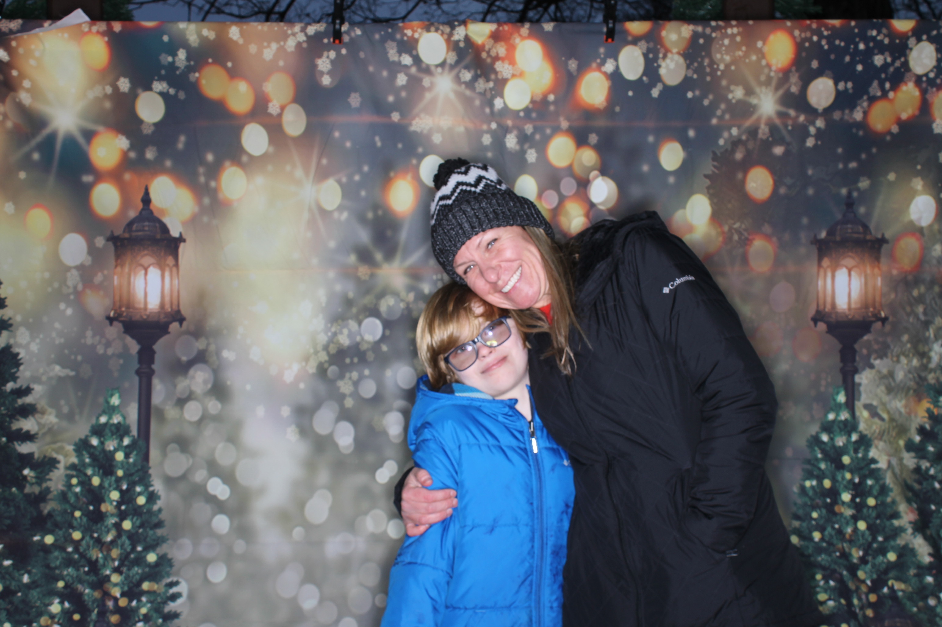 Newtown Winterfest | View more photos from the event at gallery.photoboothcincy.com/u/PhotoBoothCincy/Newtown-Winterfest