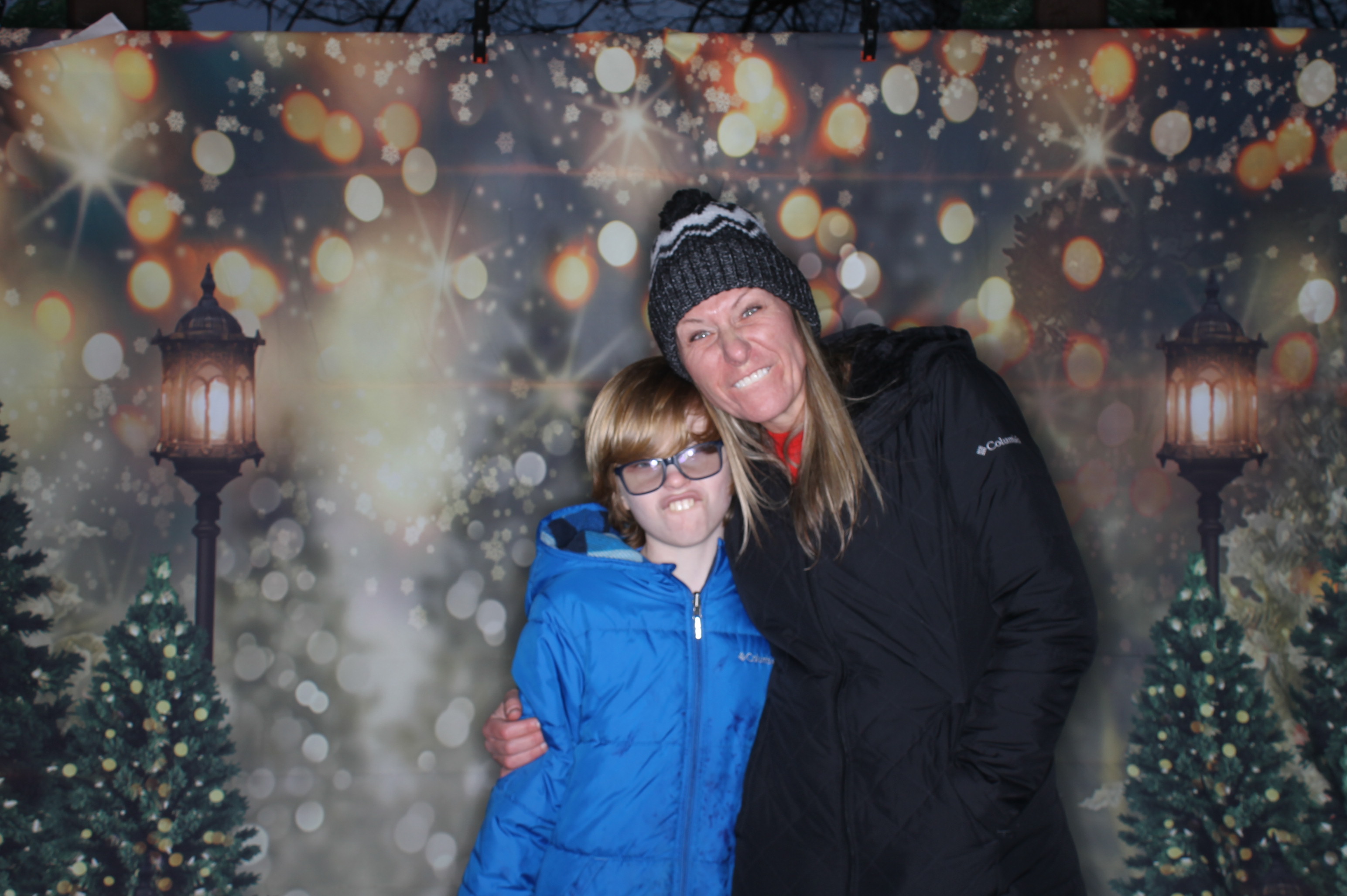 Newtown Winterfest | View more photos from the event at gallery.photoboothcincy.com/u/PhotoBoothCincy/Newtown-Winterfest