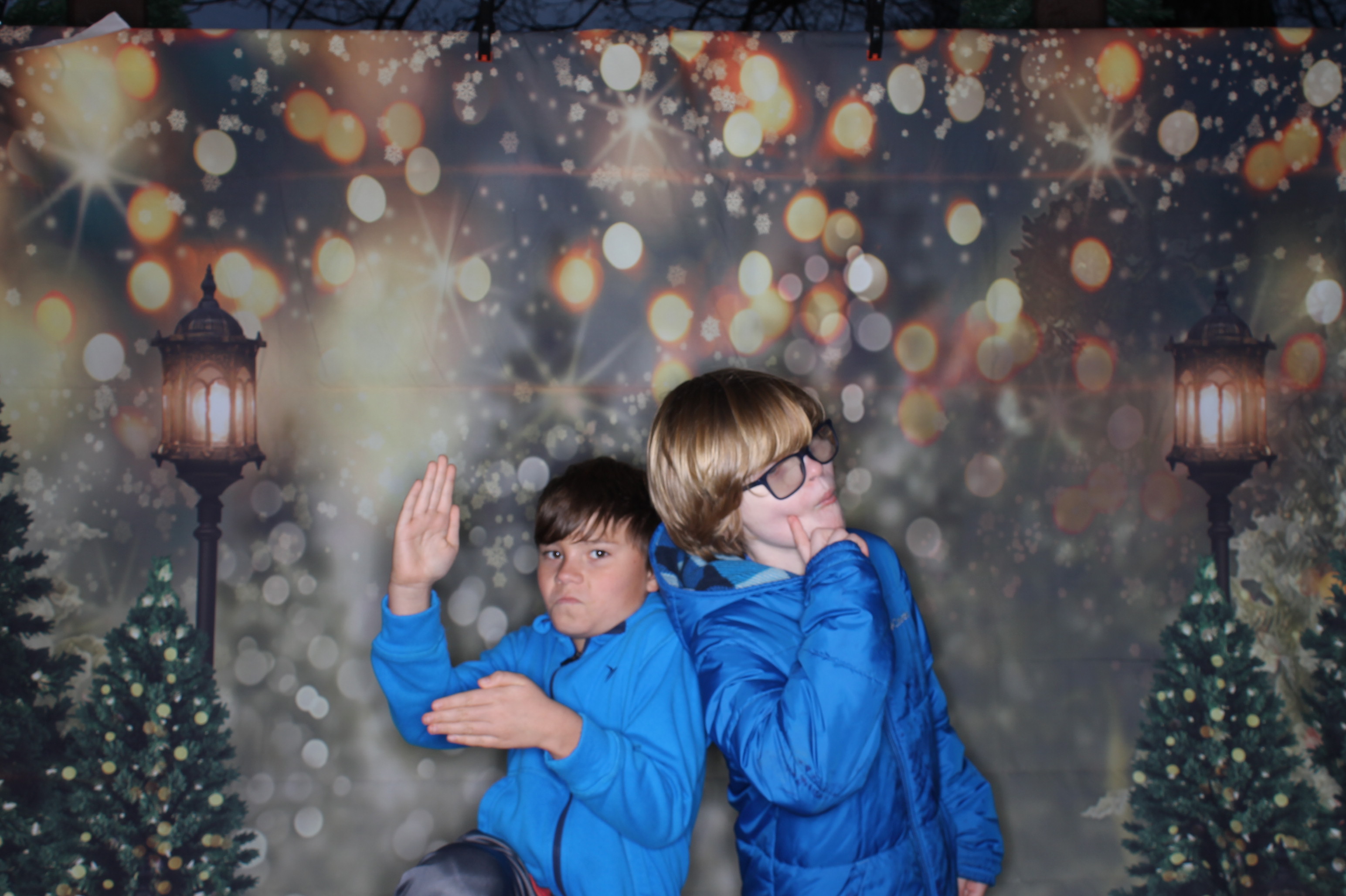 Newtown Winterfest | View more photos from the event at gallery.photoboothcincy.com/u/PhotoBoothCincy/Newtown-Winterfest