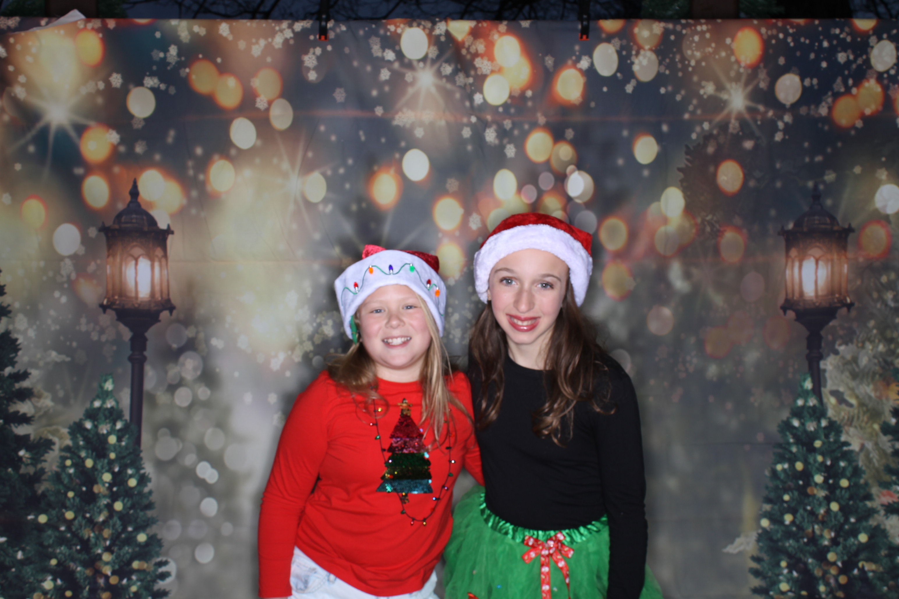 Newtown Winterfest | View more photos from the event at gallery.photoboothcincy.com/u/PhotoBoothCincy/Newtown-Winterfest