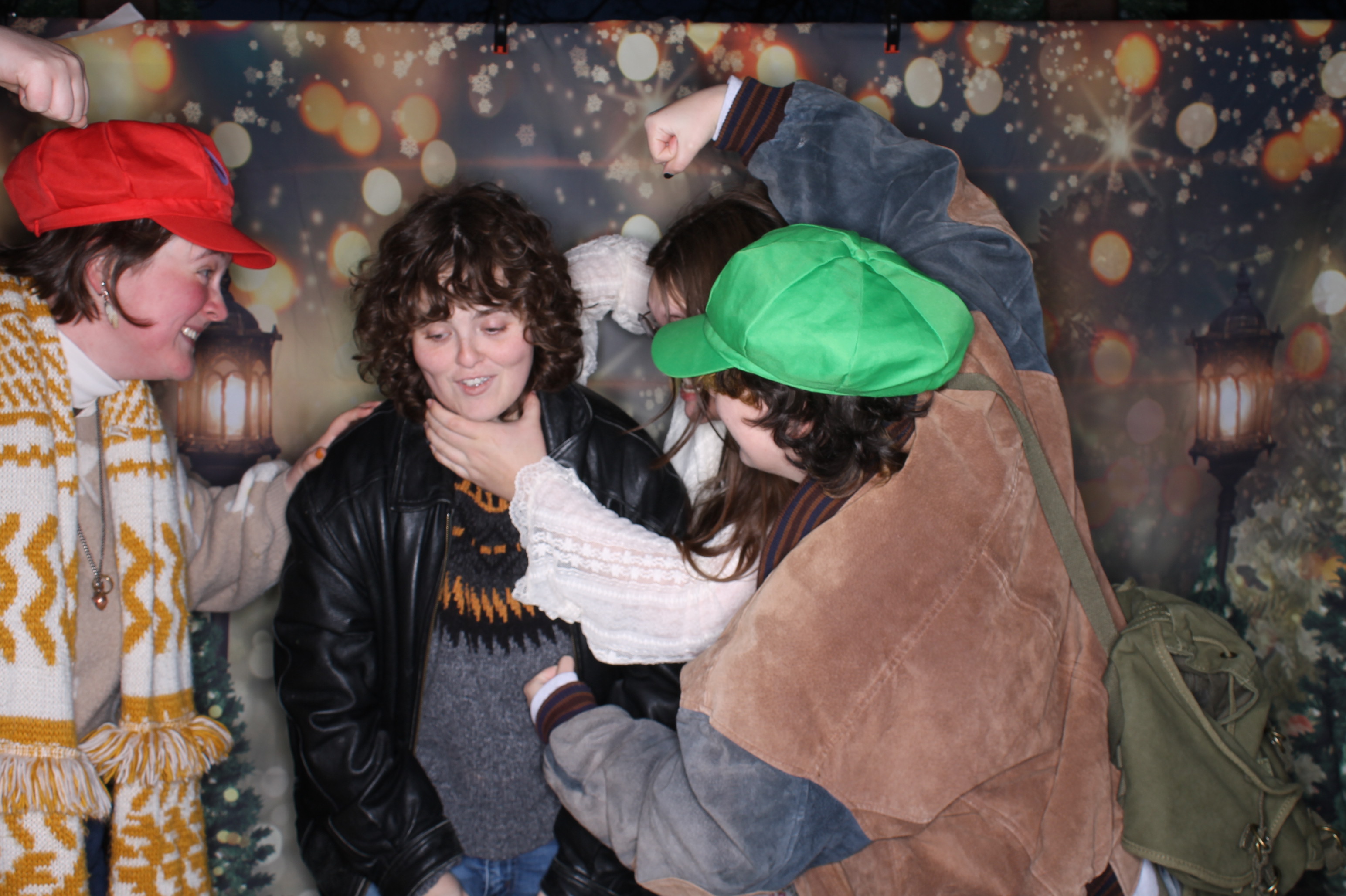 Newtown Winterfest | View more photos from the event at gallery.photoboothcincy.com/u/PhotoBoothCincy/Newtown-Winterfest