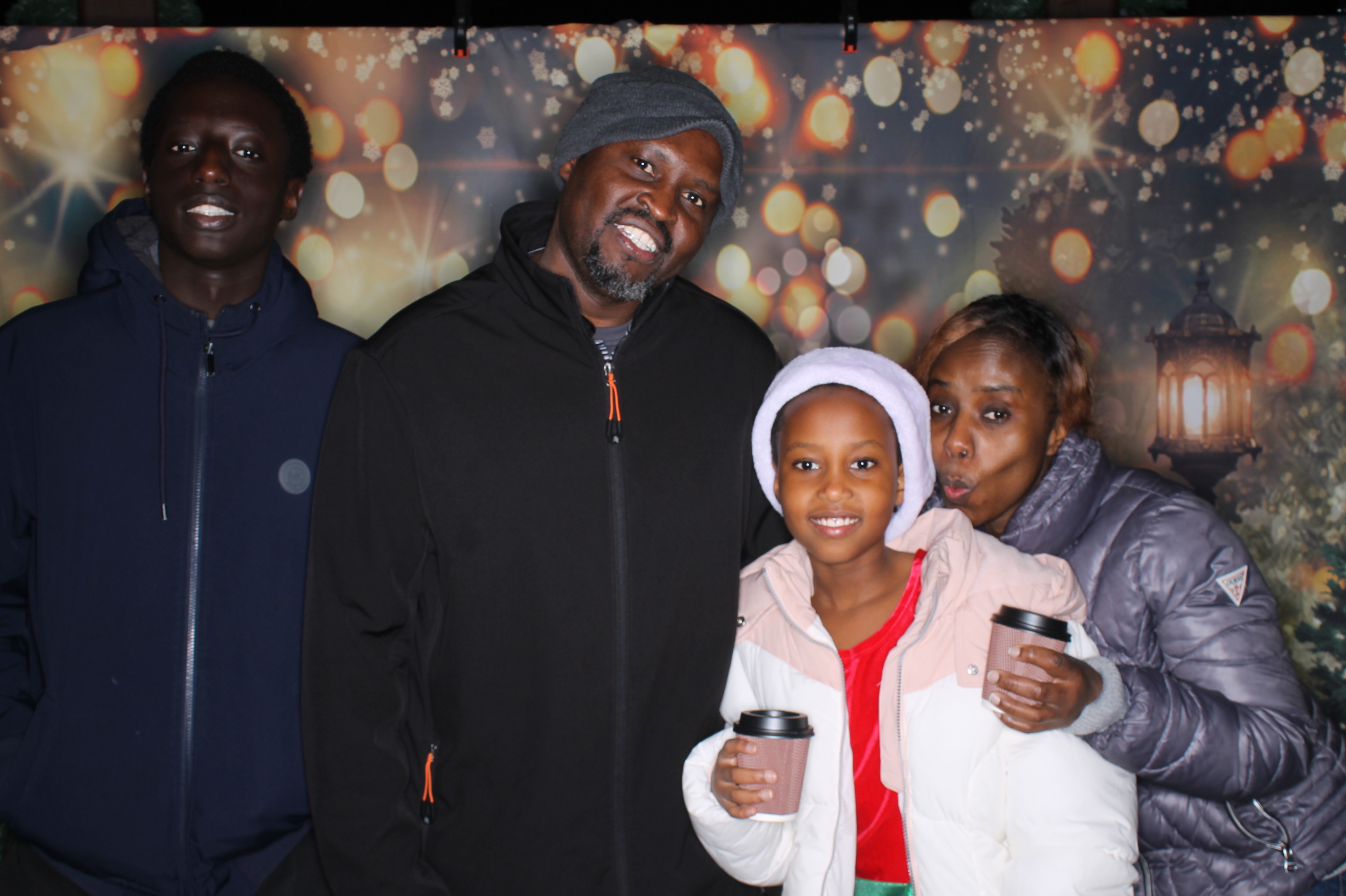 Newtown Winterfest | View more photos from the event at gallery.photoboothcincy.com/u/PhotoBoothCincy/Newtown-Winterfest
