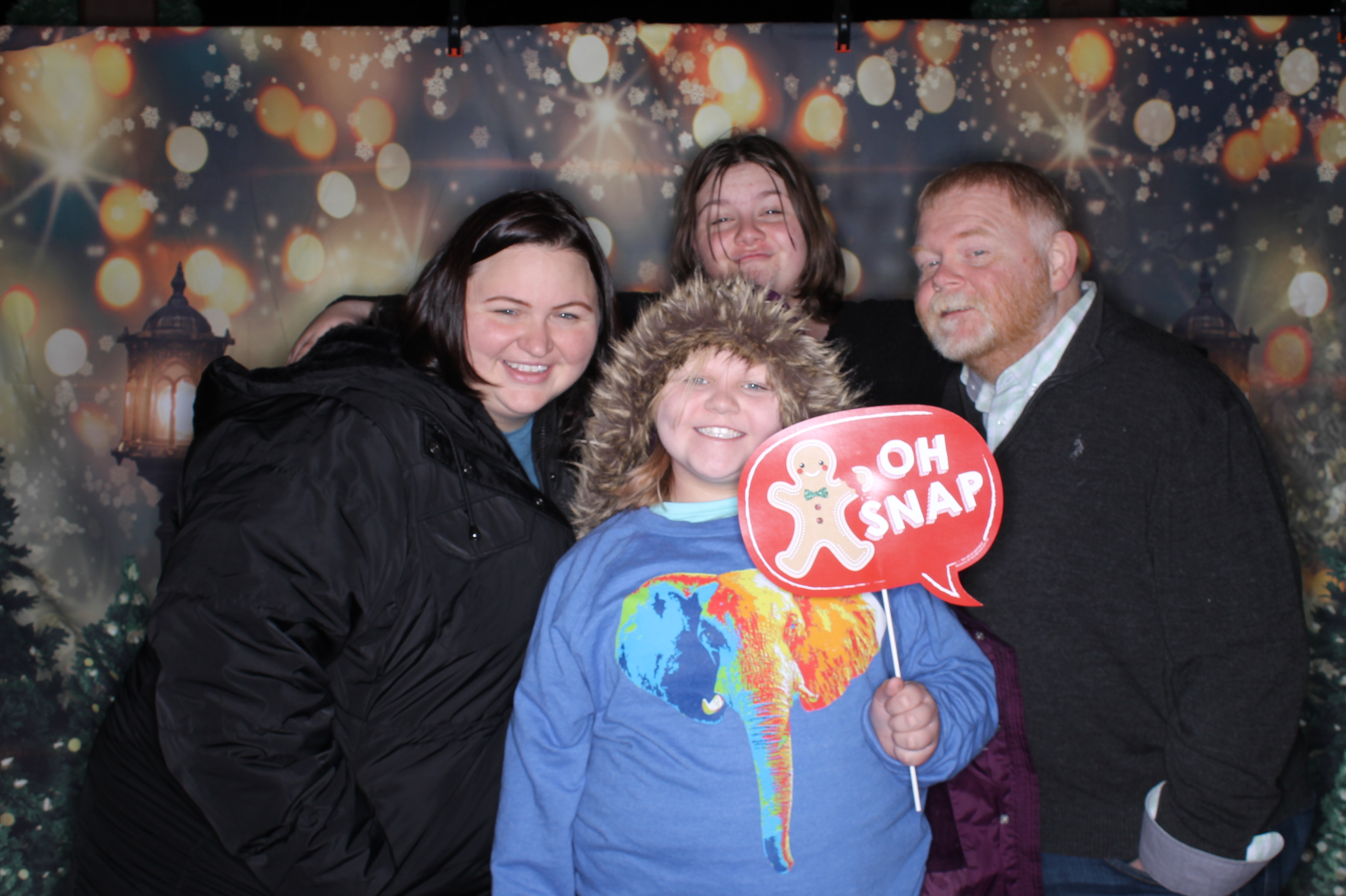 Newtown Winterfest | View more photos from the event at gallery.photoboothcincy.com/u/PhotoBoothCincy/Newtown-Winterfest