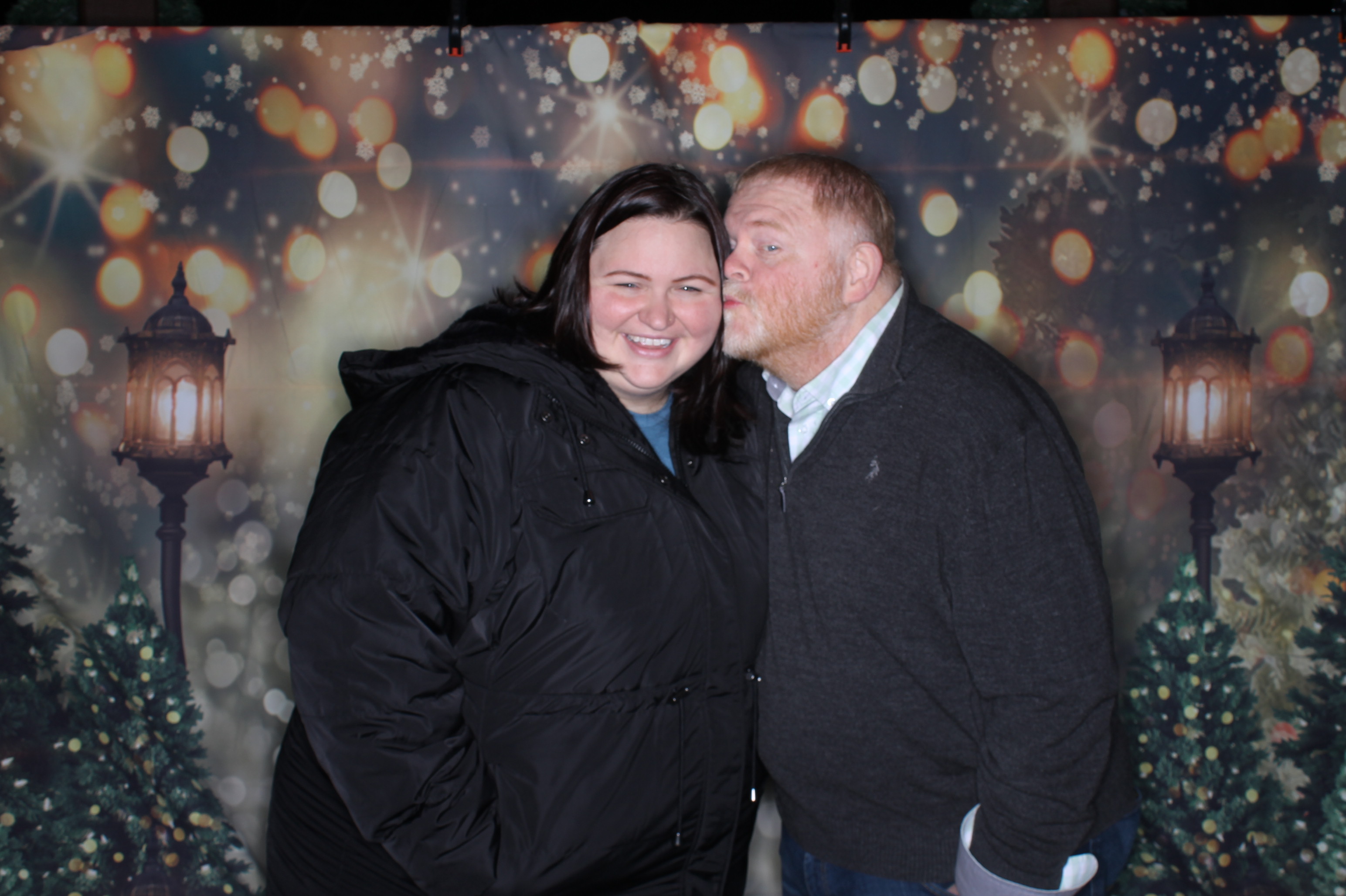 Newtown Winterfest | View more photos from the event at gallery.photoboothcincy.com/u/PhotoBoothCincy/Newtown-Winterfest