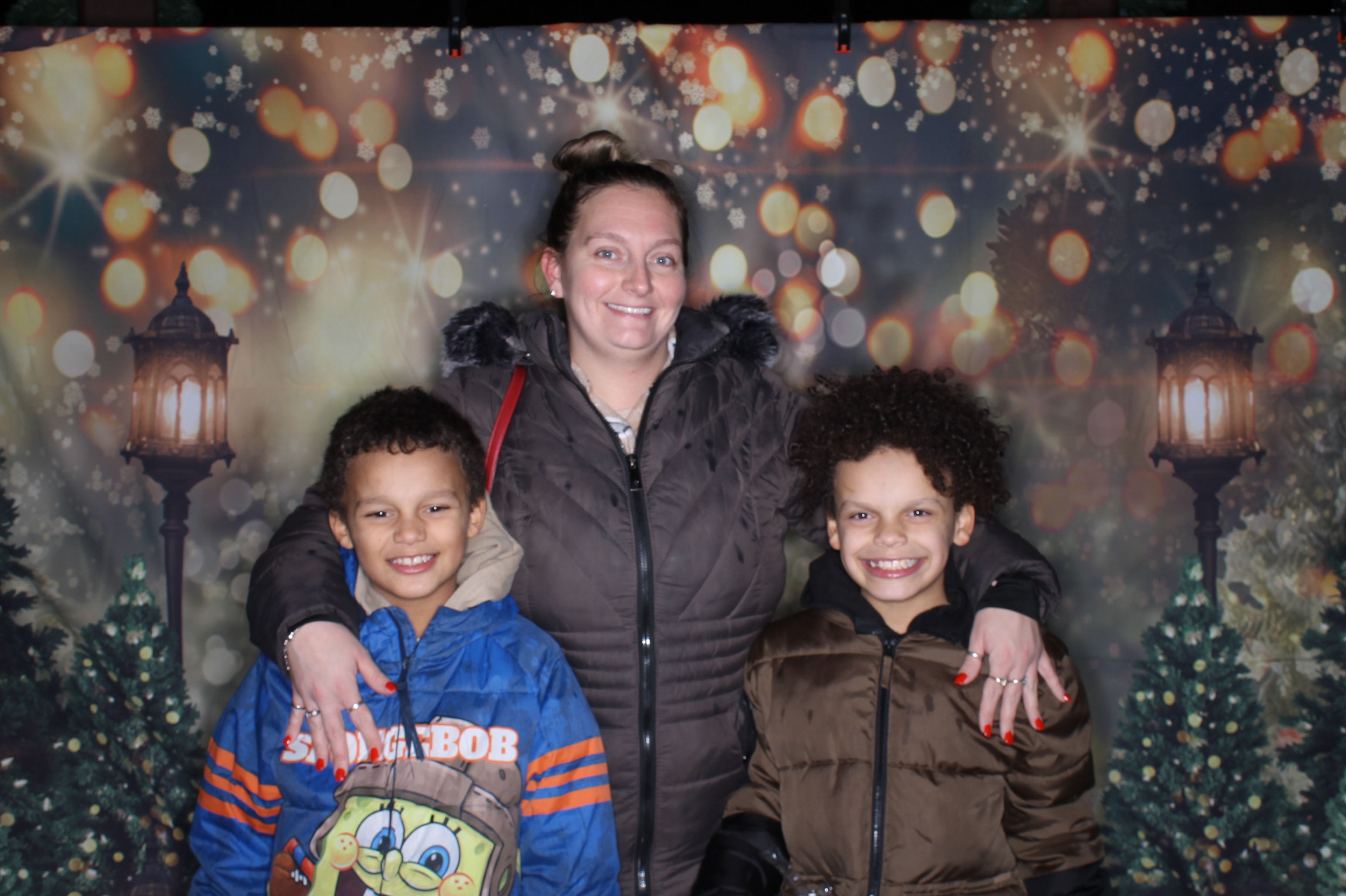 Newtown Winterfest | View more photos from the event at gallery.photoboothcincy.com/u/PhotoBoothCincy/Newtown-Winterfest