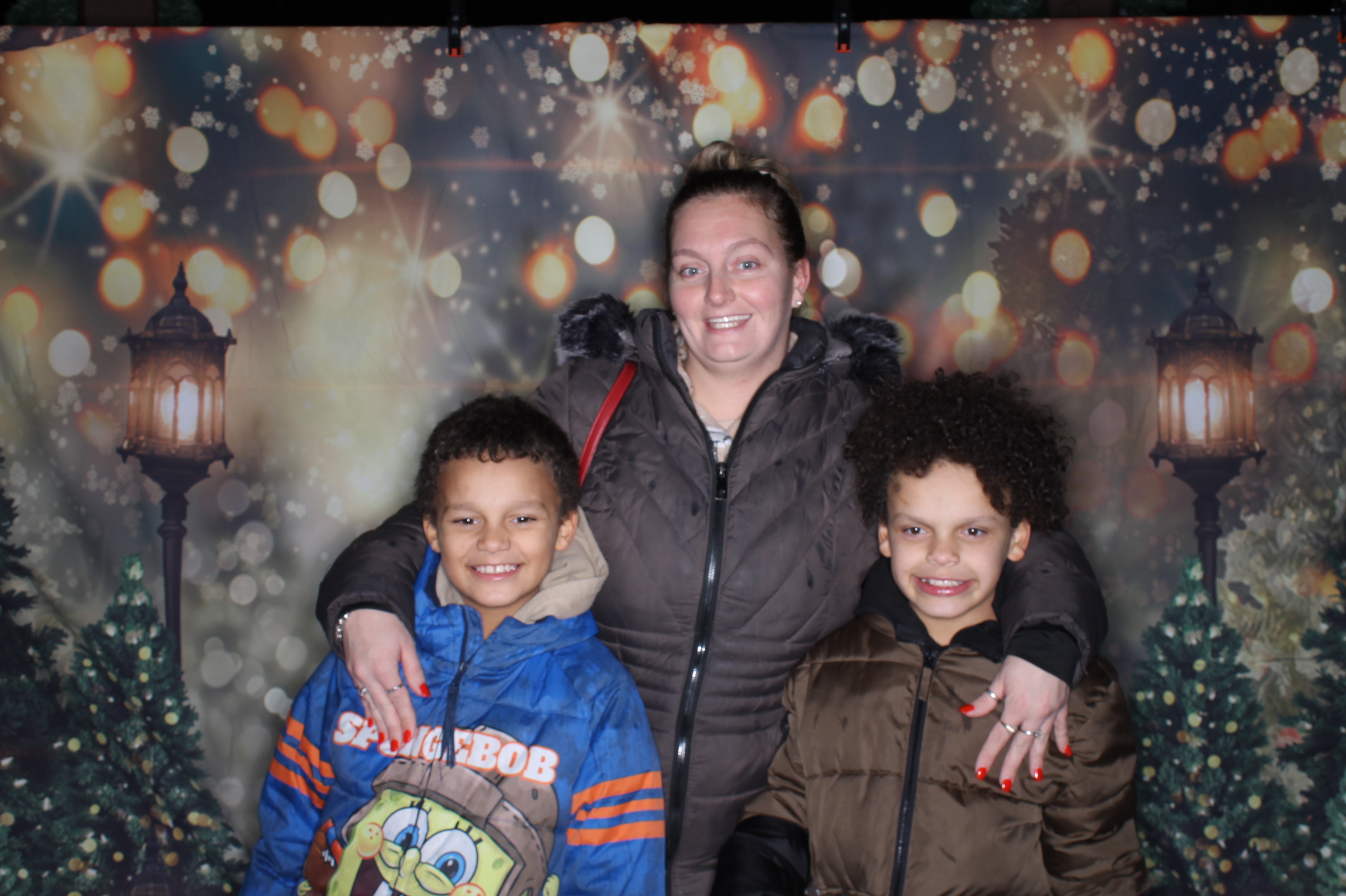 Newtown Winterfest | View more photos from the event at gallery.photoboothcincy.com/u/PhotoBoothCincy/Newtown-Winterfest