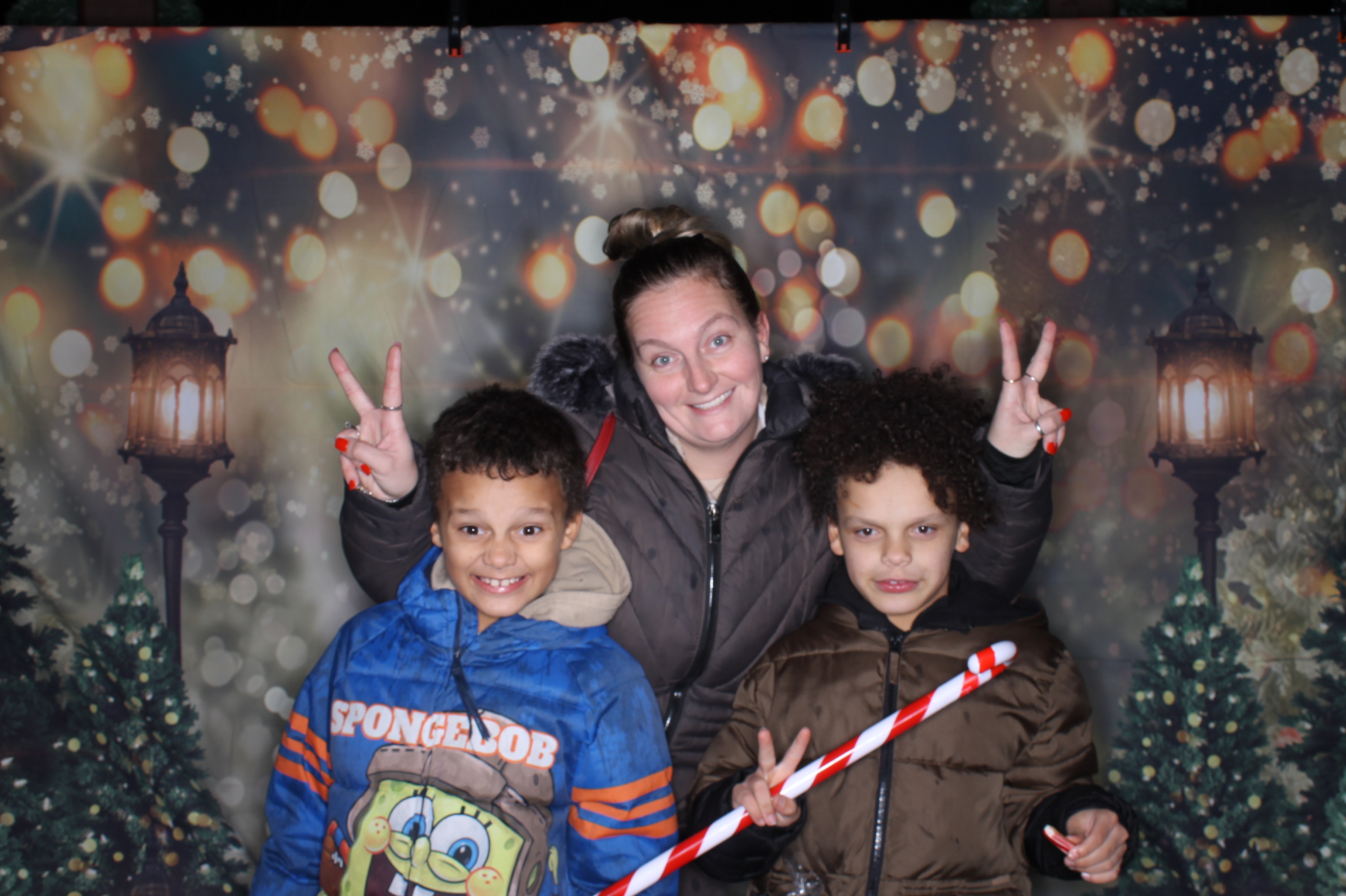 Newtown Winterfest | View more photos from the event at gallery.photoboothcincy.com/u/PhotoBoothCincy/Newtown-Winterfest