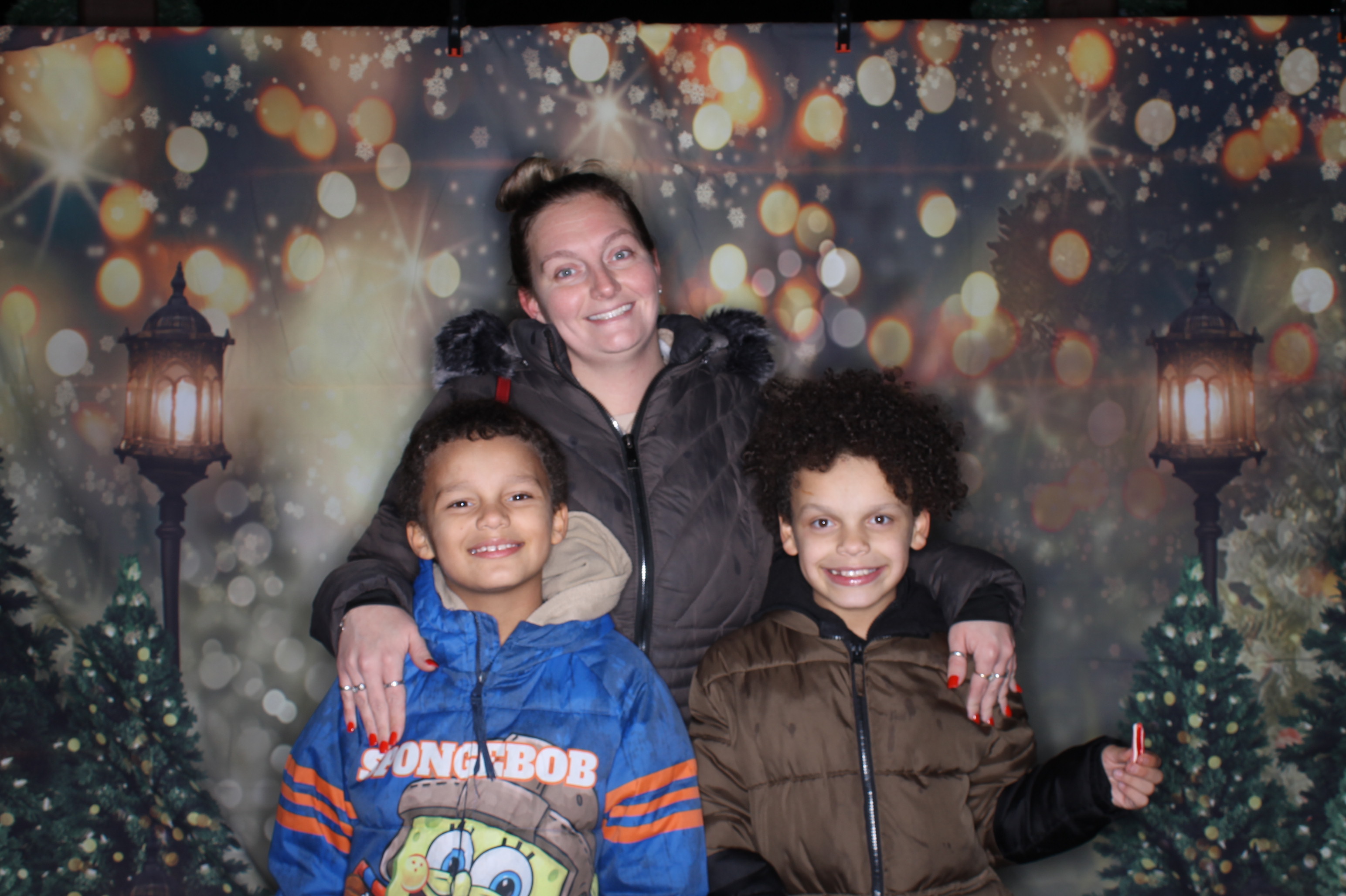 Newtown Winterfest | View more photos from the event at gallery.photoboothcincy.com/u/PhotoBoothCincy/Newtown-Winterfest