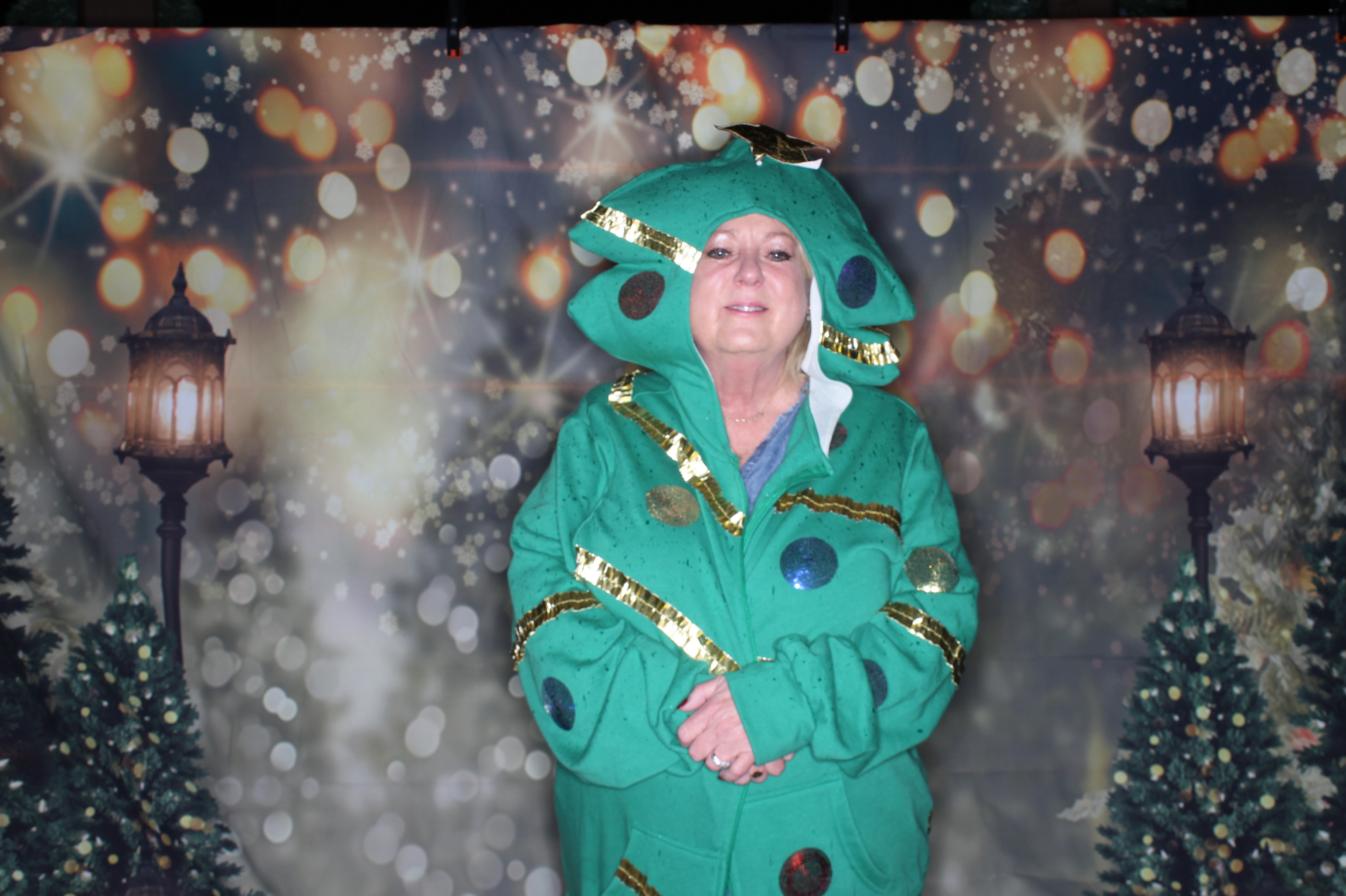 Newtown Winterfest | View more photos from the event at gallery.photoboothcincy.com/u/PhotoBoothCincy/Newtown-Winterfest