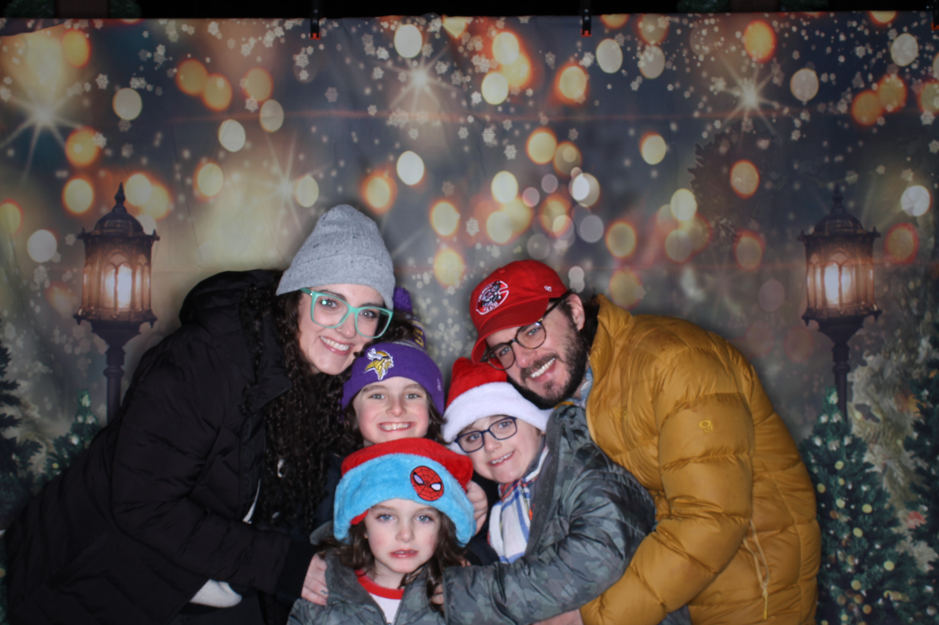 Newtown Winterfest | View more photos from the event at gallery.photoboothcincy.com/u/PhotoBoothCincy/Newtown-Winterfest
