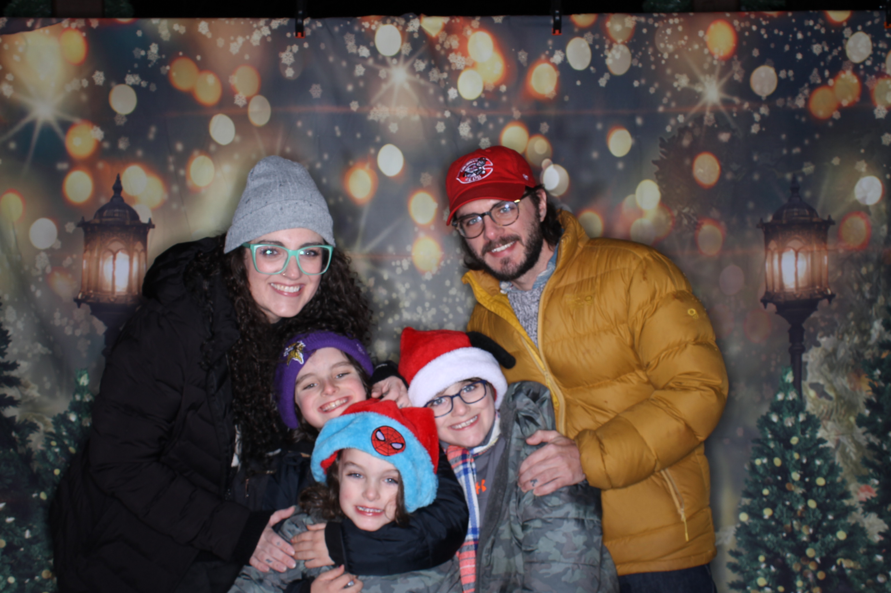 Newtown Winterfest | View more photos from the event at gallery.photoboothcincy.com/u/PhotoBoothCincy/Newtown-Winterfest
