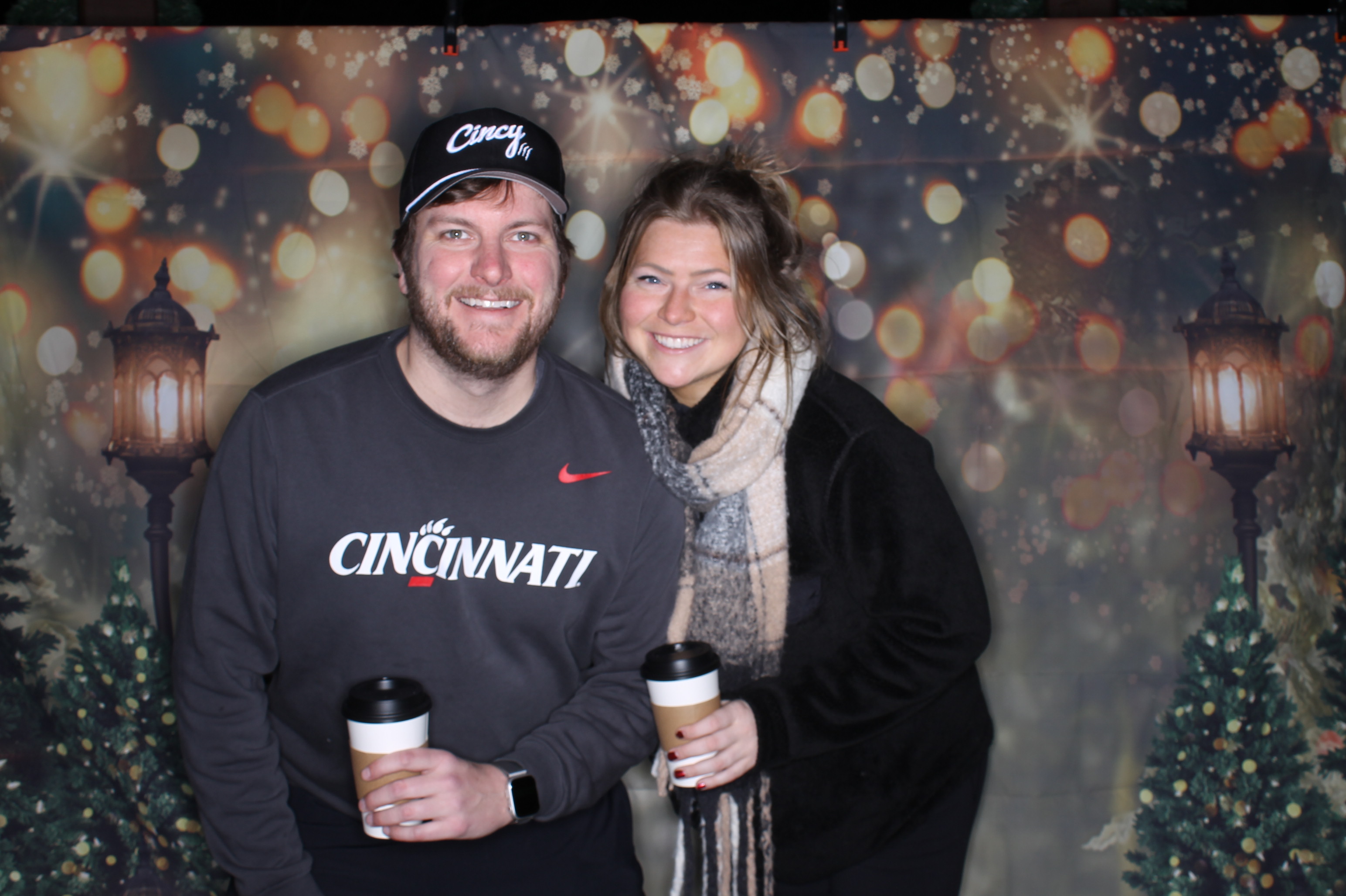 Newtown Winterfest | View more photos from the event at gallery.photoboothcincy.com/u/PhotoBoothCincy/Newtown-Winterfest
