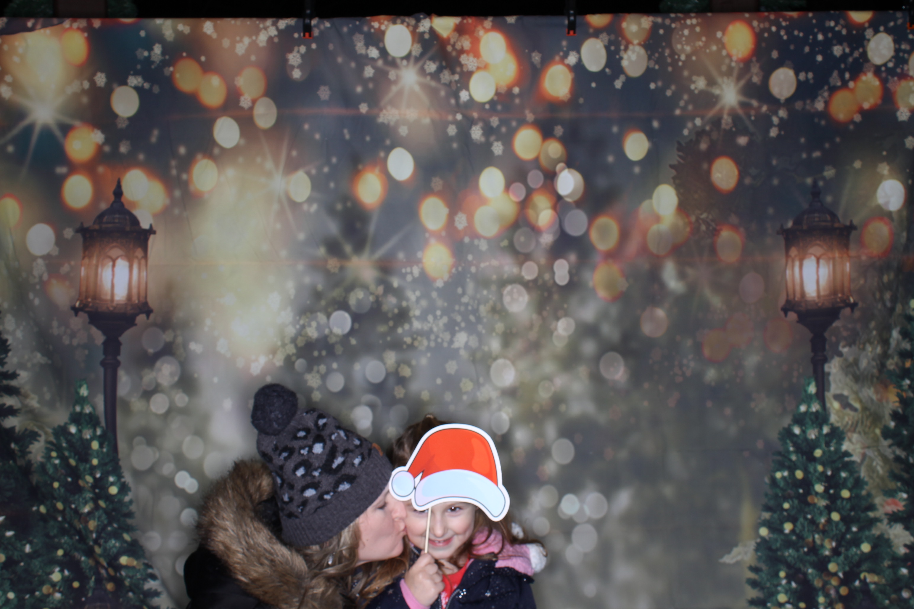 Newtown Winterfest | View more photos from the event at gallery.photoboothcincy.com/u/PhotoBoothCincy/Newtown-Winterfest