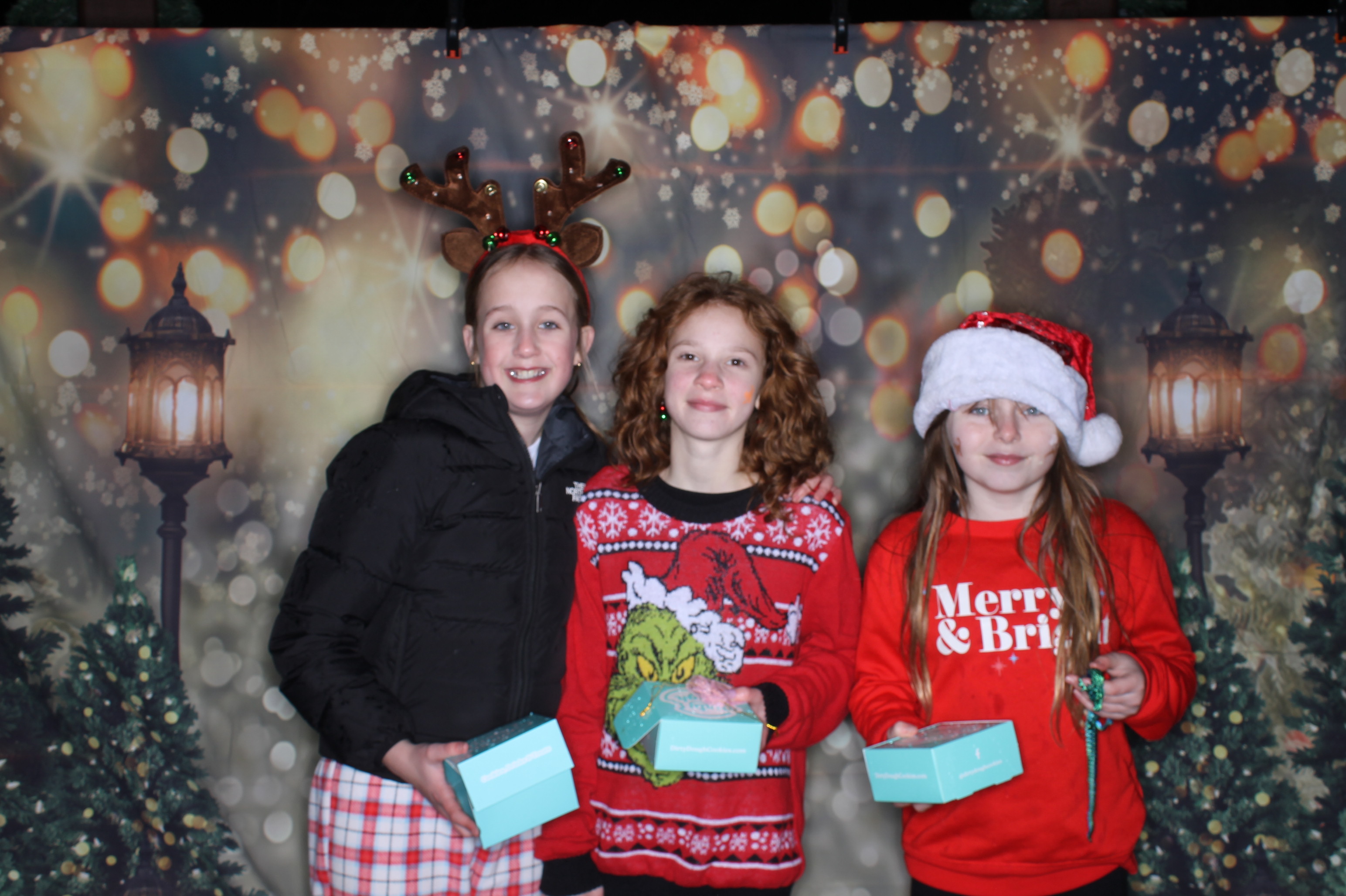 Newtown Winterfest | View more photos from the event at gallery.photoboothcincy.com/u/PhotoBoothCincy/Newtown-Winterfest