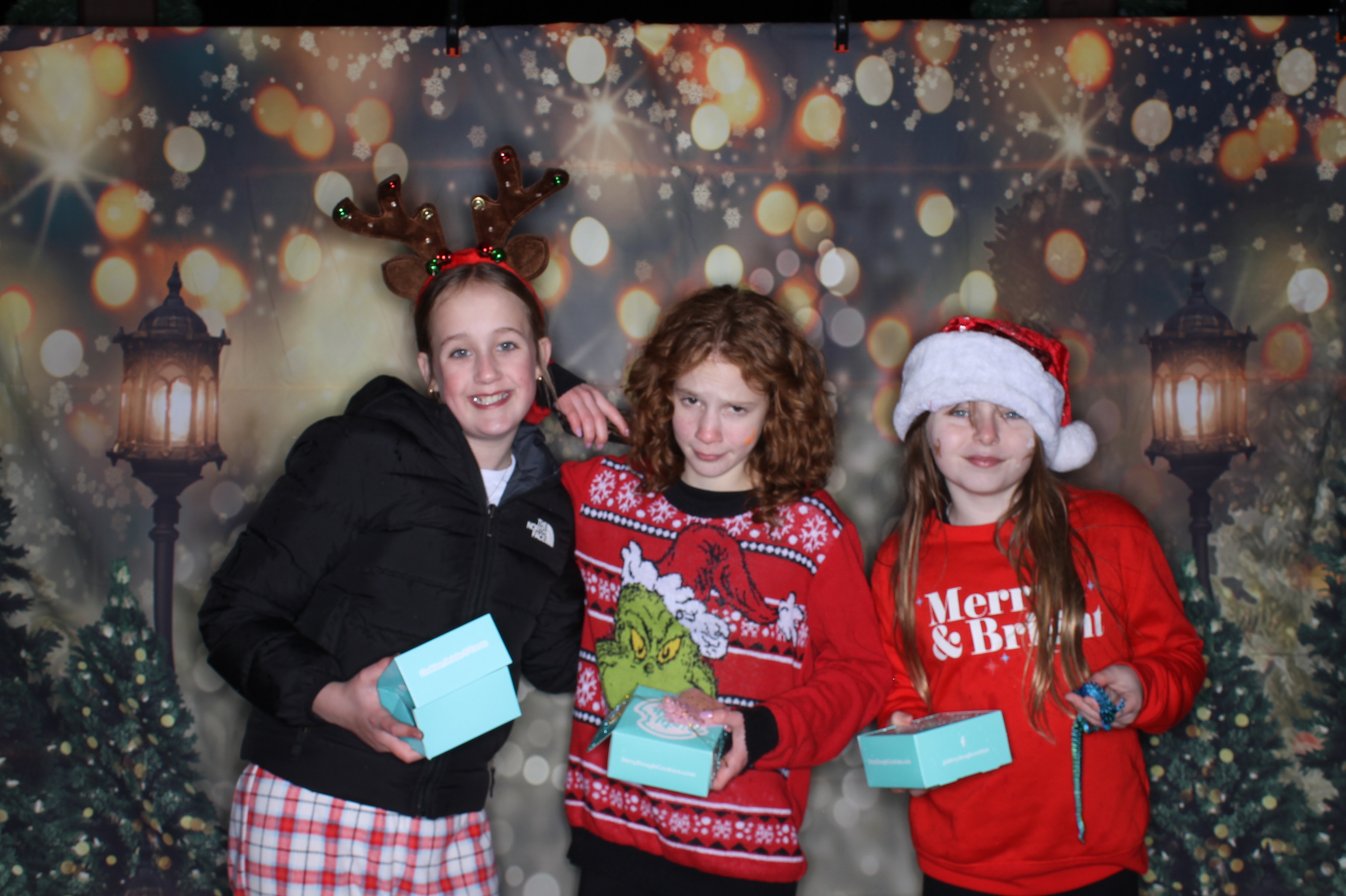 Newtown Winterfest | View more photos from the event at gallery.photoboothcincy.com/u/PhotoBoothCincy/Newtown-Winterfest
