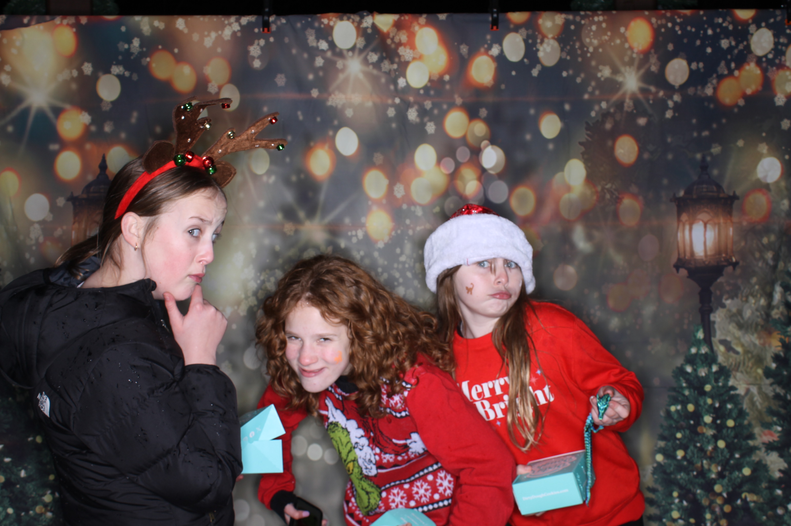 Newtown Winterfest | View more photos from the event at gallery.photoboothcincy.com/u/PhotoBoothCincy/Newtown-Winterfest