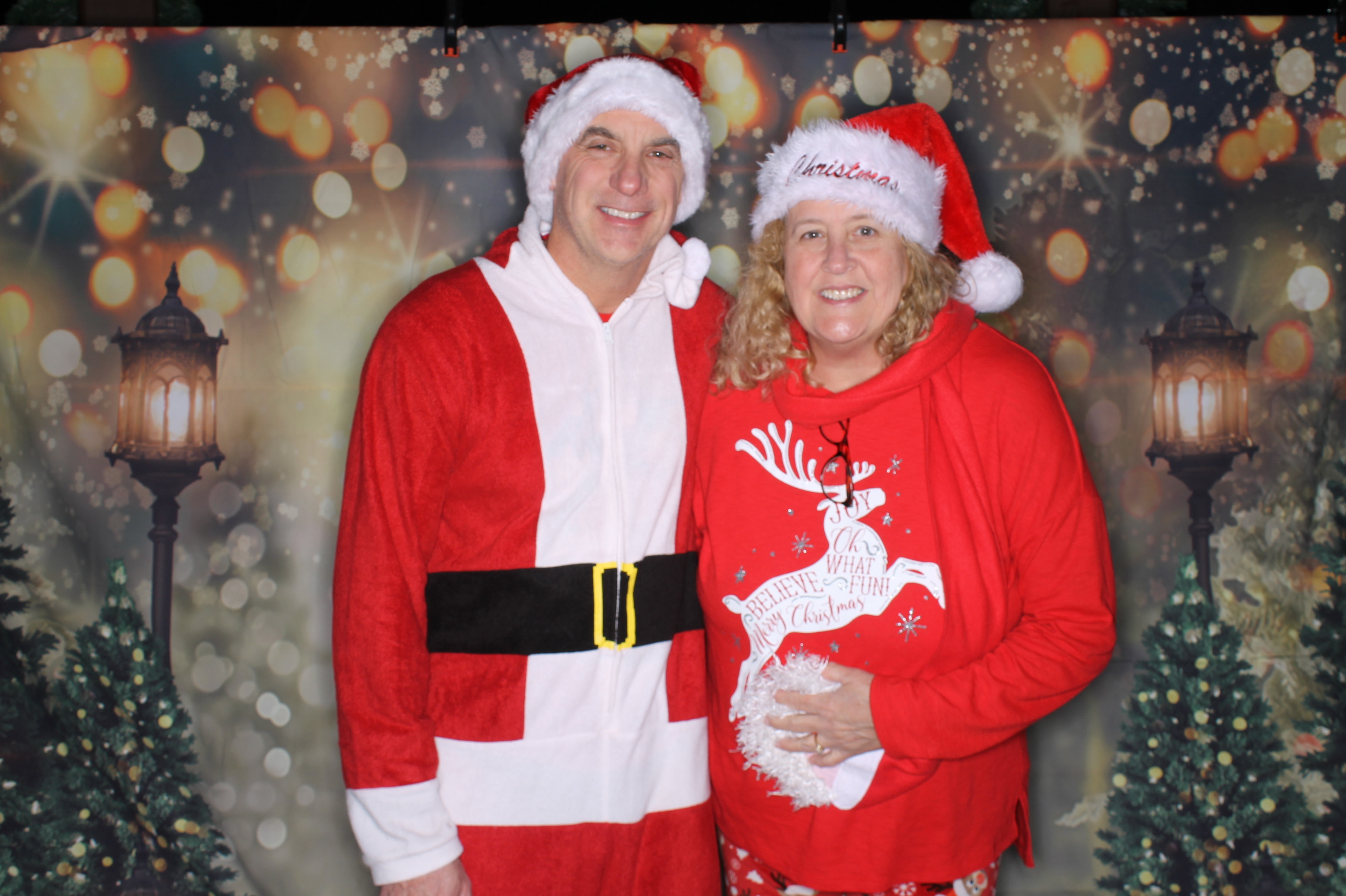 Newtown Winterfest | View more photos from the event at gallery.photoboothcincy.com/u/PhotoBoothCincy/Newtown-Winterfest