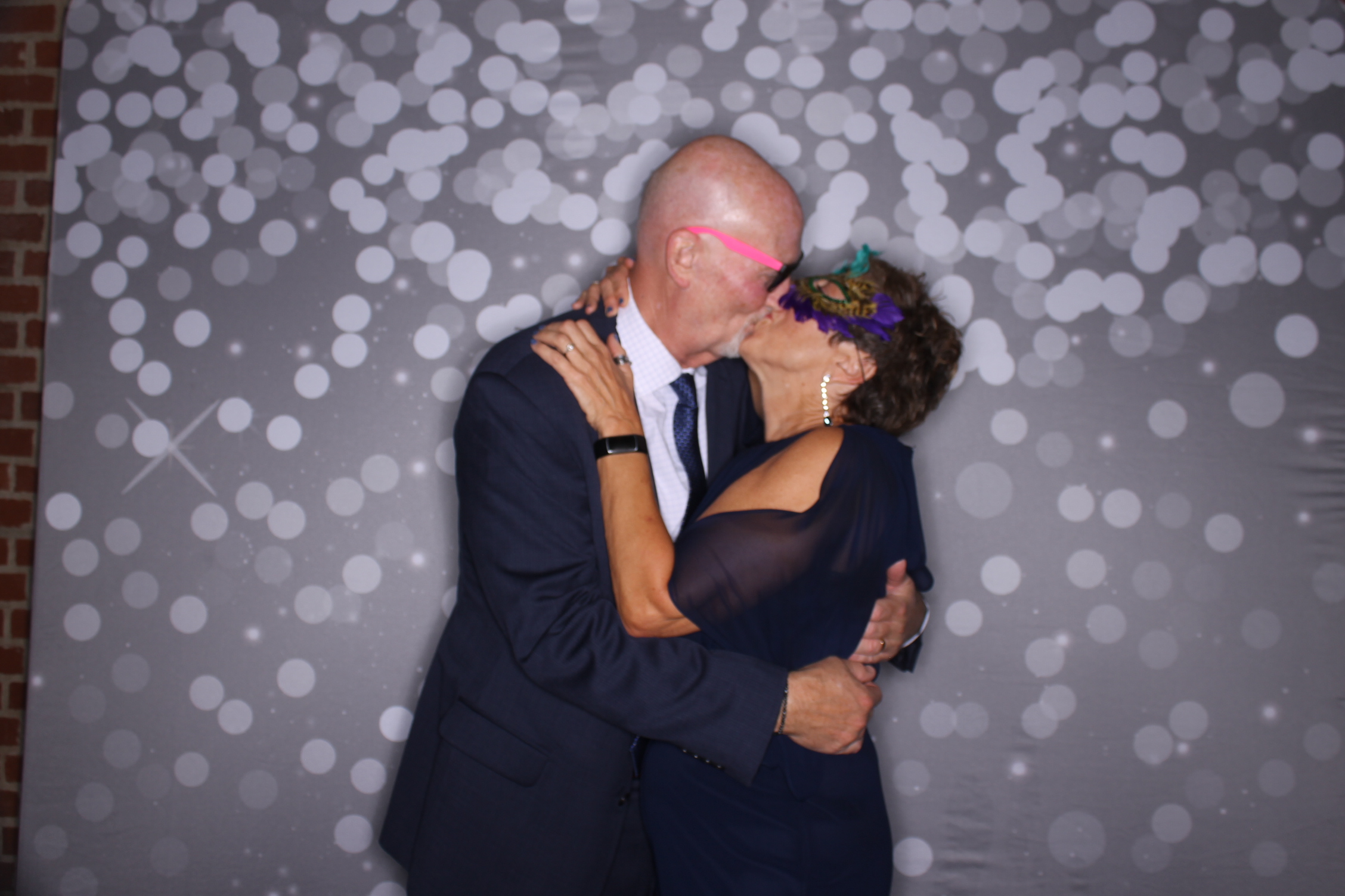 Noah & Noah  | View more photos from the event at gallery.photoboothcincy.com/u/PhotoBoothCincy/Noah-Noah