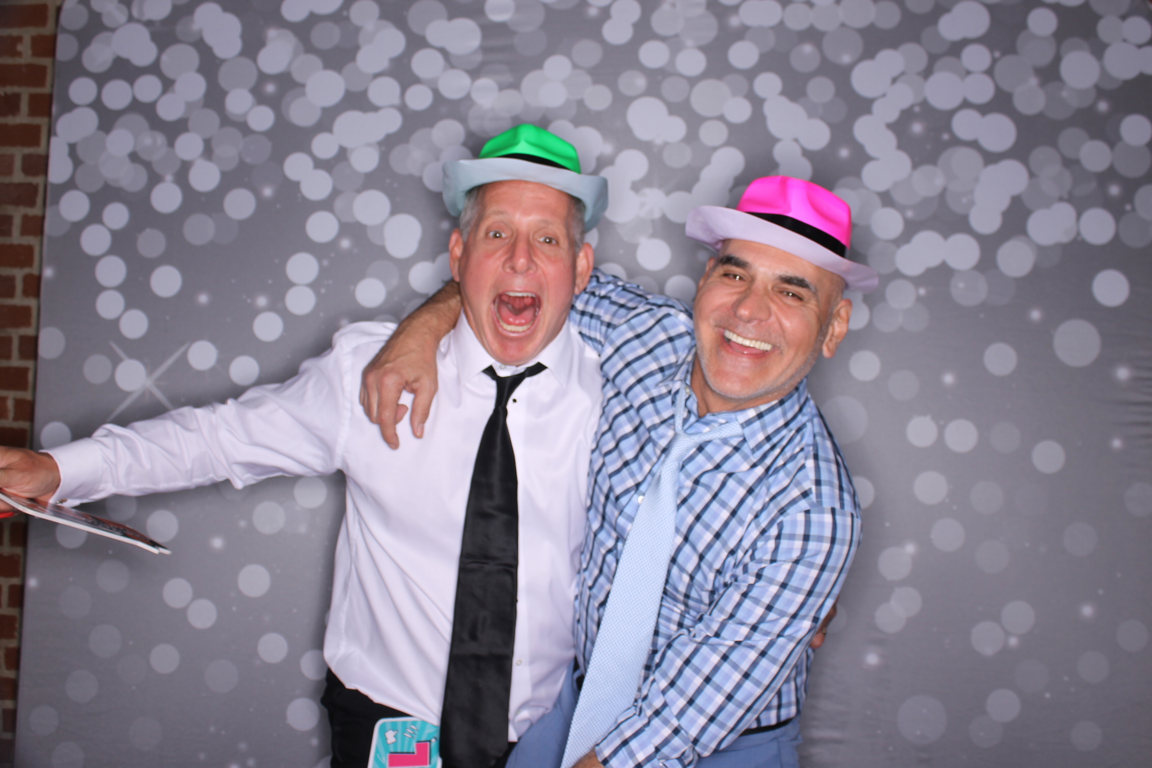 Noah & Noah  | View more photos from the event at gallery.photoboothcincy.com/u/PhotoBoothCincy/Noah-Noah