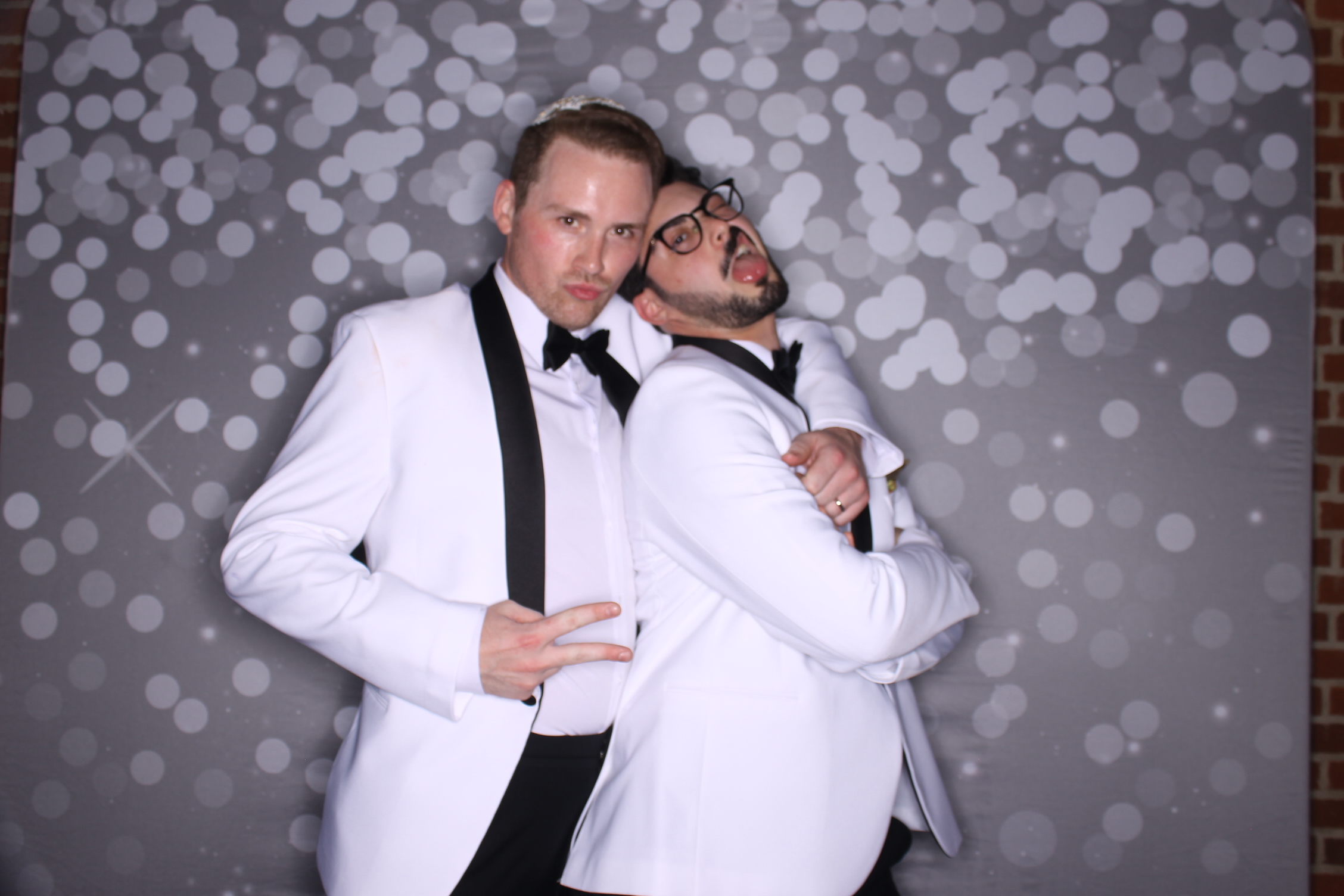 Noah & Noah  | View more photos from the event at gallery.photoboothcincy.com/u/PhotoBoothCincy/Noah-Noah