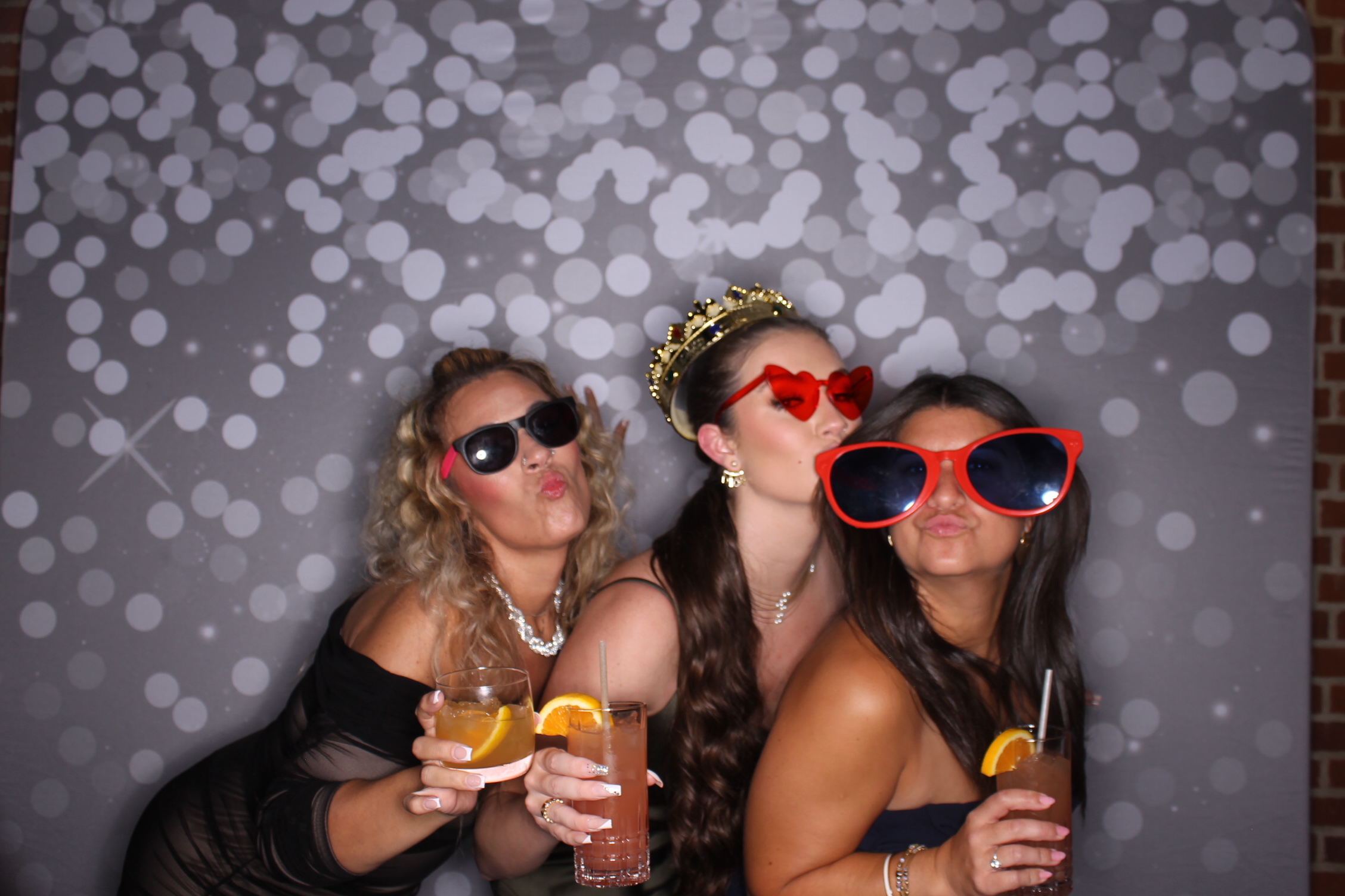 Noah & Noah  | View more photos from the event at gallery.photoboothcincy.com/u/PhotoBoothCincy/Noah-Noah