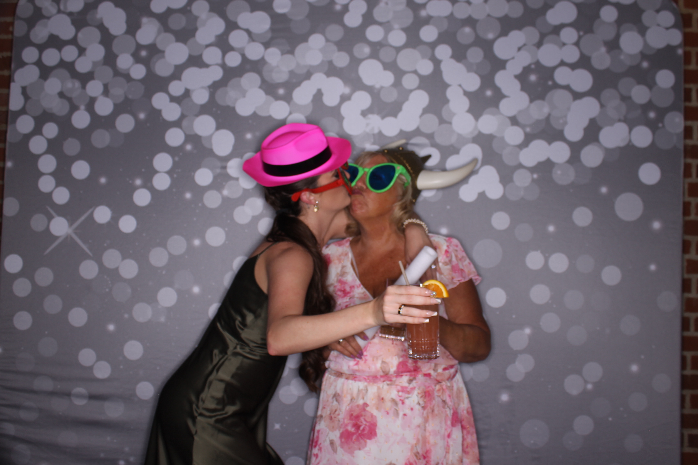 Noah & Noah  | View more photos from the event at gallery.photoboothcincy.com/u/PhotoBoothCincy/Noah-Noah