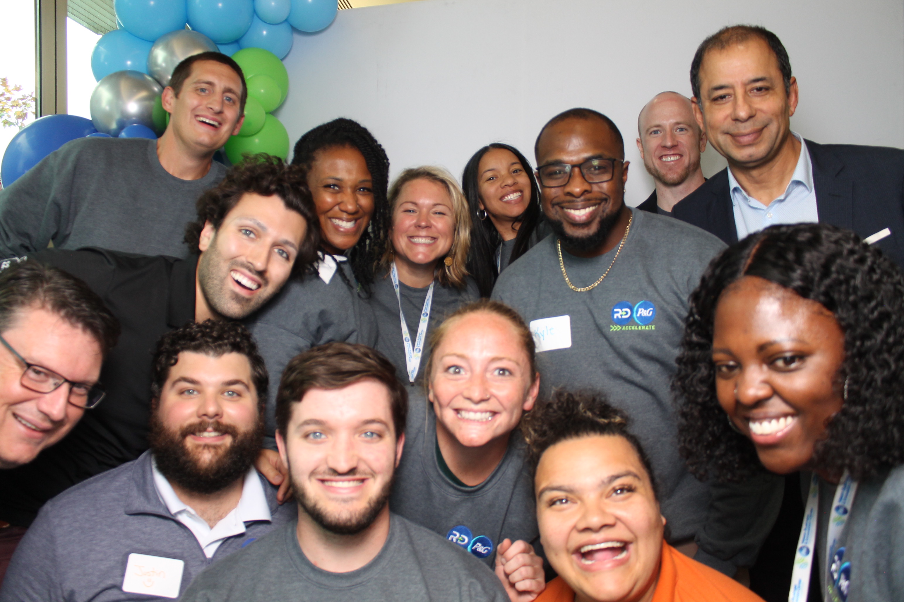P&G R&D Excelerate | View more photos from the event at gallery.photoboothcincy.com/u/PhotoBoothCincy/PG-RD-Excelerate