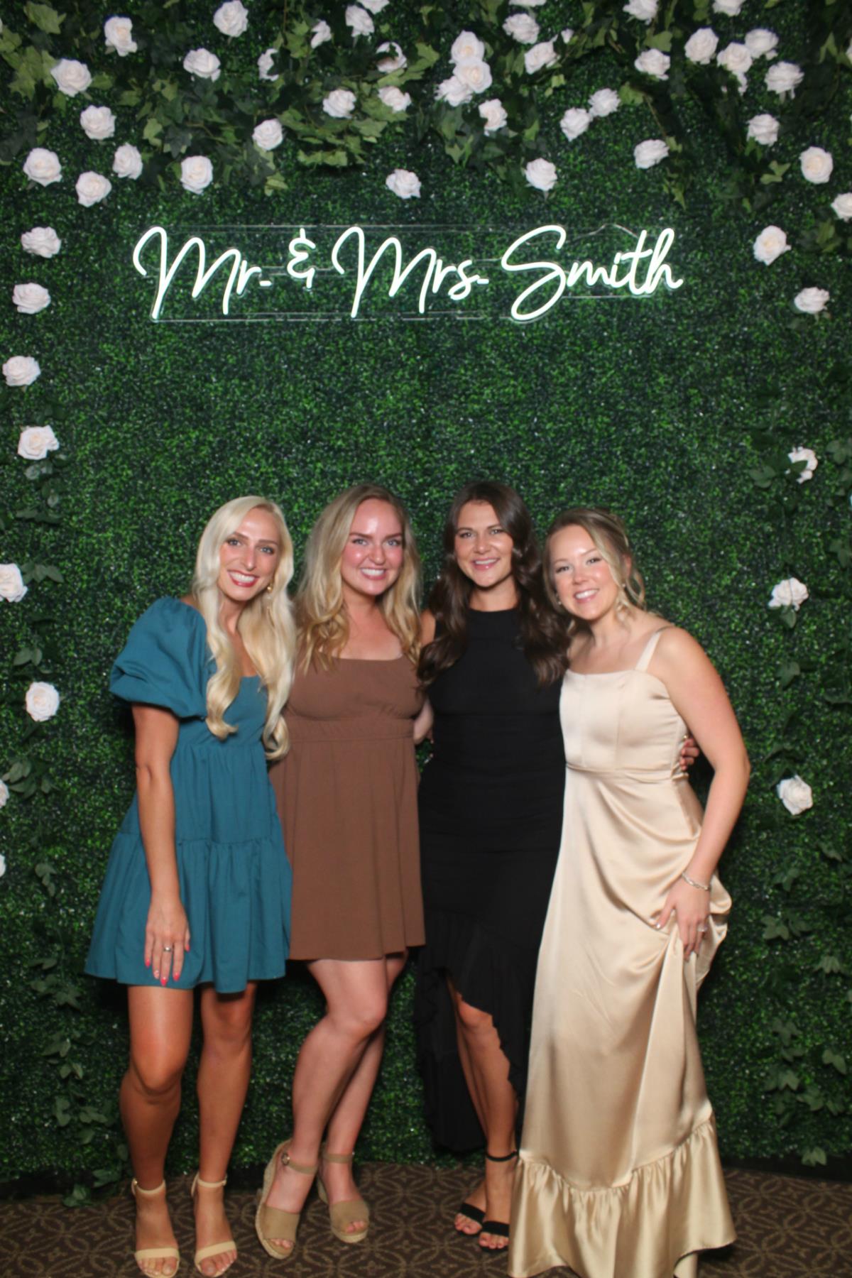 Paige & Nick | View more photos from the event at gallery.photoboothcincy.com/u/PhotoBoothCincy/Paige-Nick