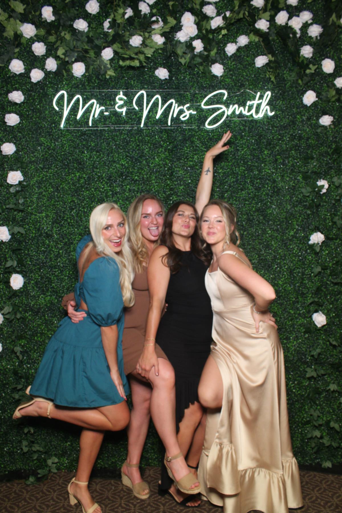 Paige & Nick | View more photos from the event at gallery.photoboothcincy.com/u/PhotoBoothCincy/Paige-Nick