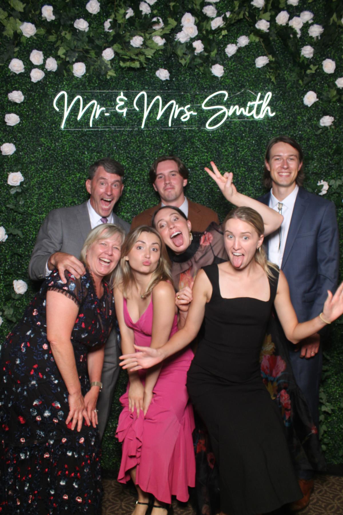 Paige & Nick | View more photos from the event at gallery.photoboothcincy.com/u/PhotoBoothCincy/Paige-Nick