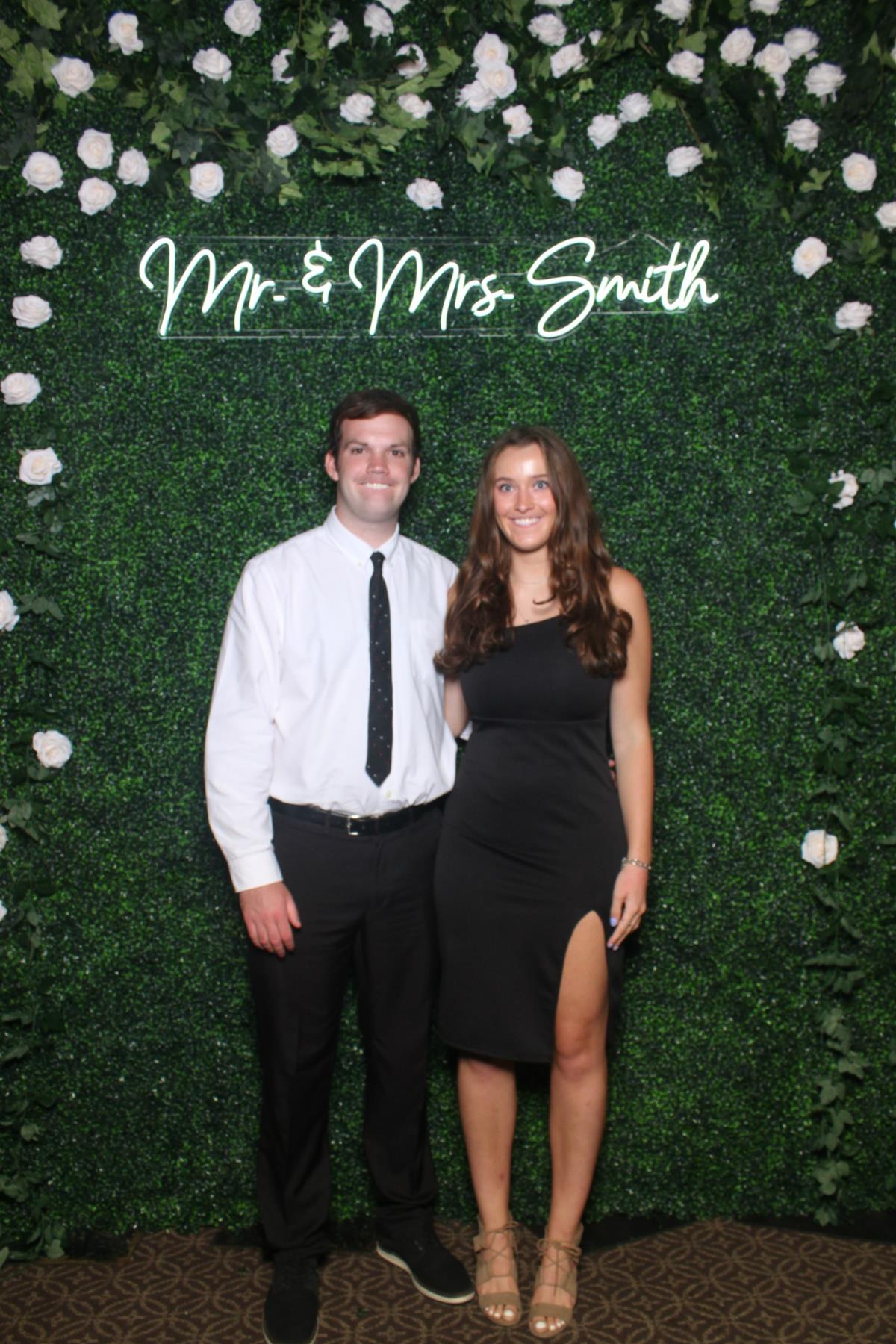 Paige & Nick | View more photos from the event at gallery.photoboothcincy.com/u/PhotoBoothCincy/Paige-Nick