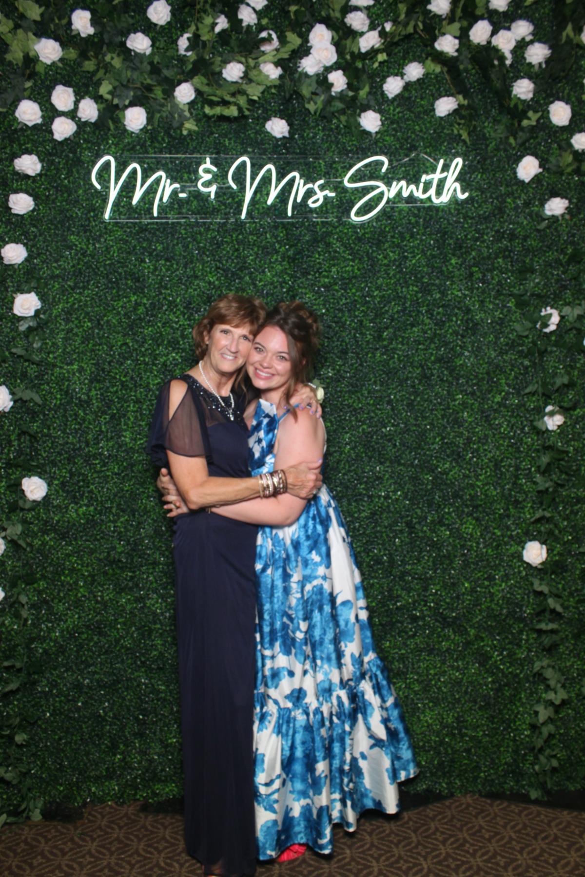 Paige & Nick | View more photos from the event at gallery.photoboothcincy.com/u/PhotoBoothCincy/Paige-Nick