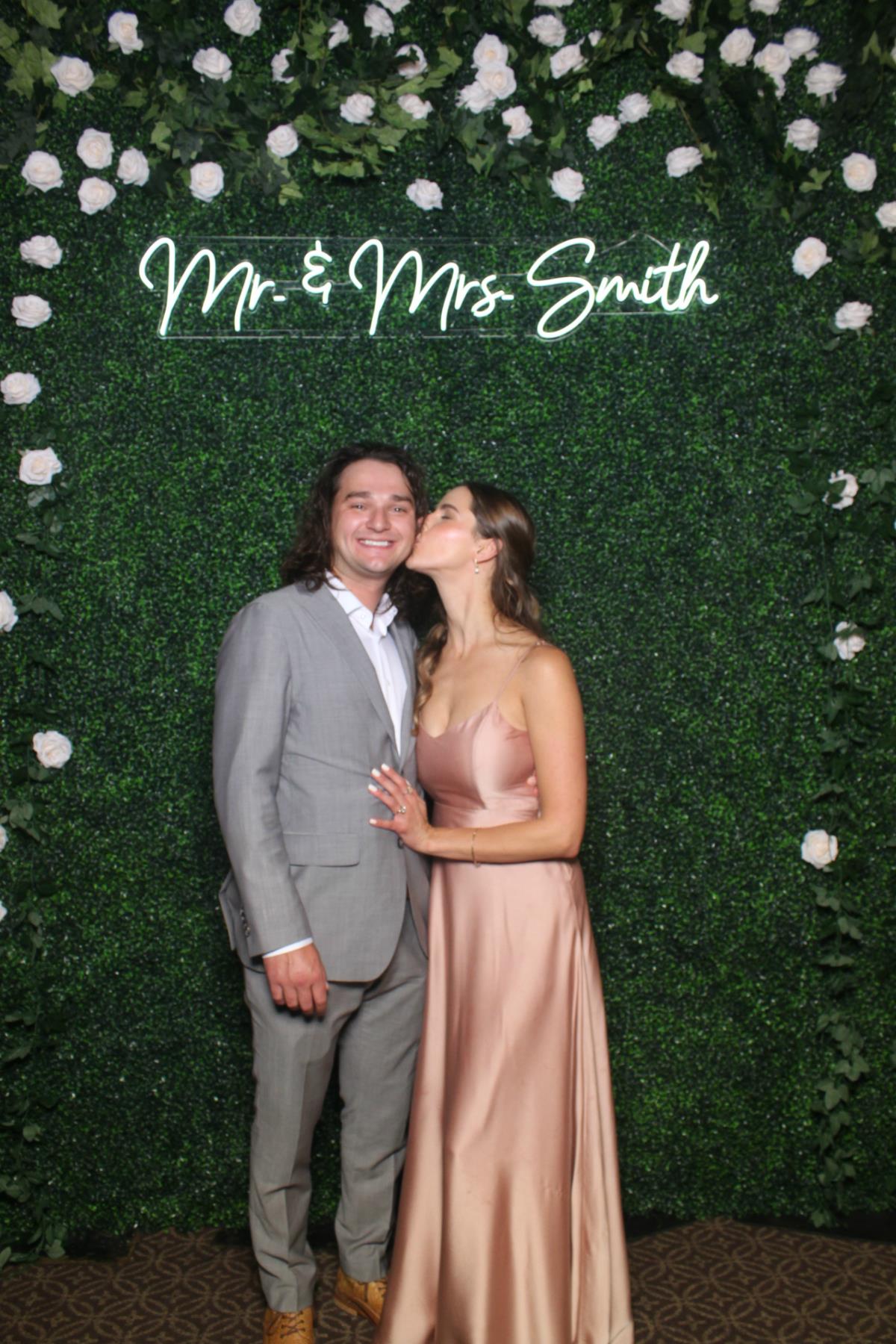 Paige & Nick | View more photos from the event at gallery.photoboothcincy.com/u/PhotoBoothCincy/Paige-Nick