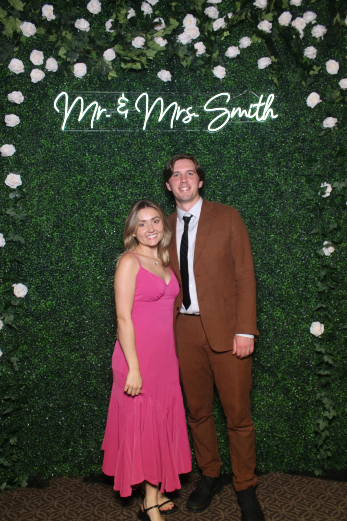 Paige & Nick | View more photos from the event at gallery.photoboothcincy.com/u/PhotoBoothCincy/Paige-Nick