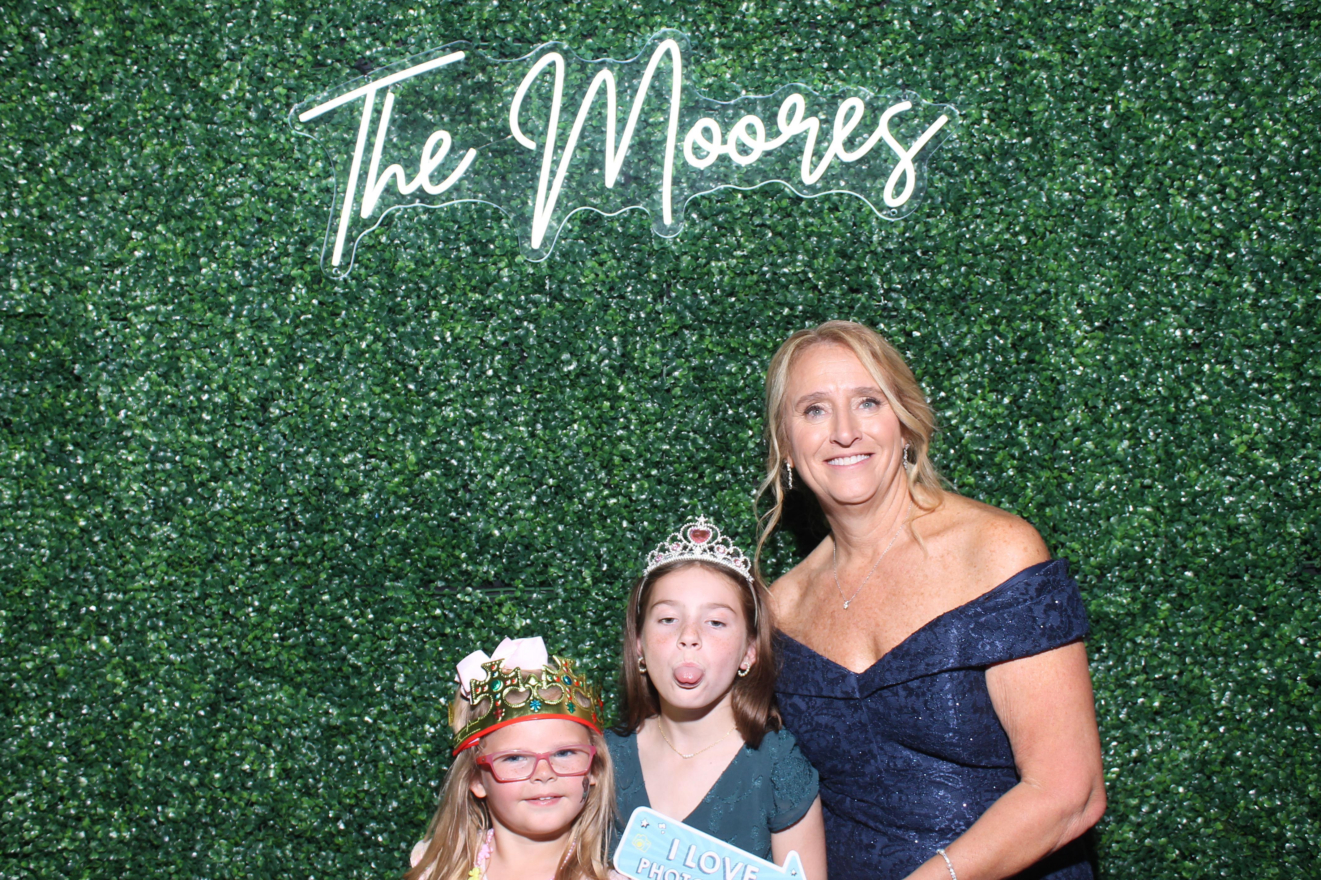 Paige & Steven's Reception  | View more photos from the event at gallery.photoboothcincy.com/u/PhotoBoothCincy/Paige-Stevens-Reception
