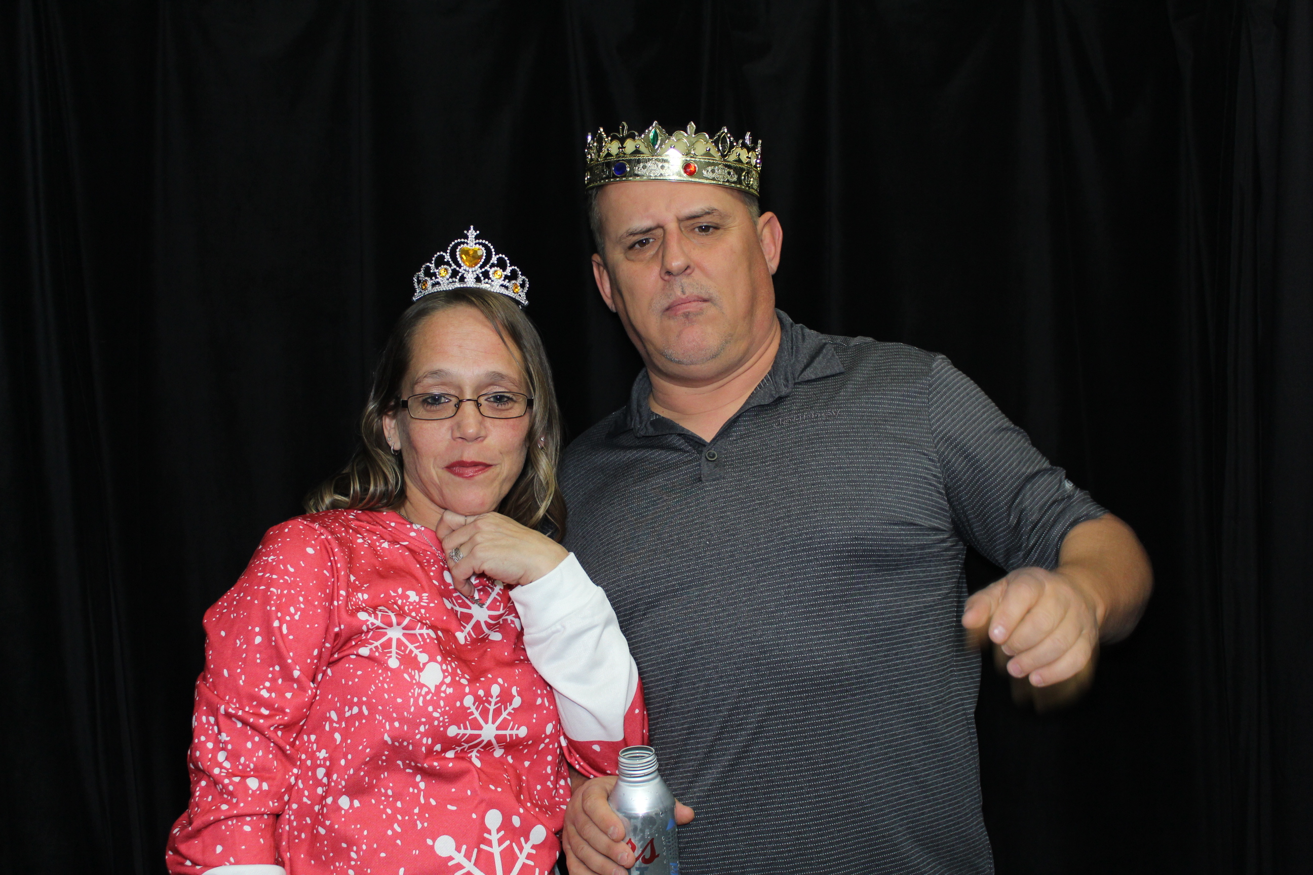 R.B. Jergens Contractors Holiday Party | View more photos from the event at gallery.photoboothcincy.com/u/PhotoBoothCincy/RB-Jergens-Contractors-Holiday-Party
