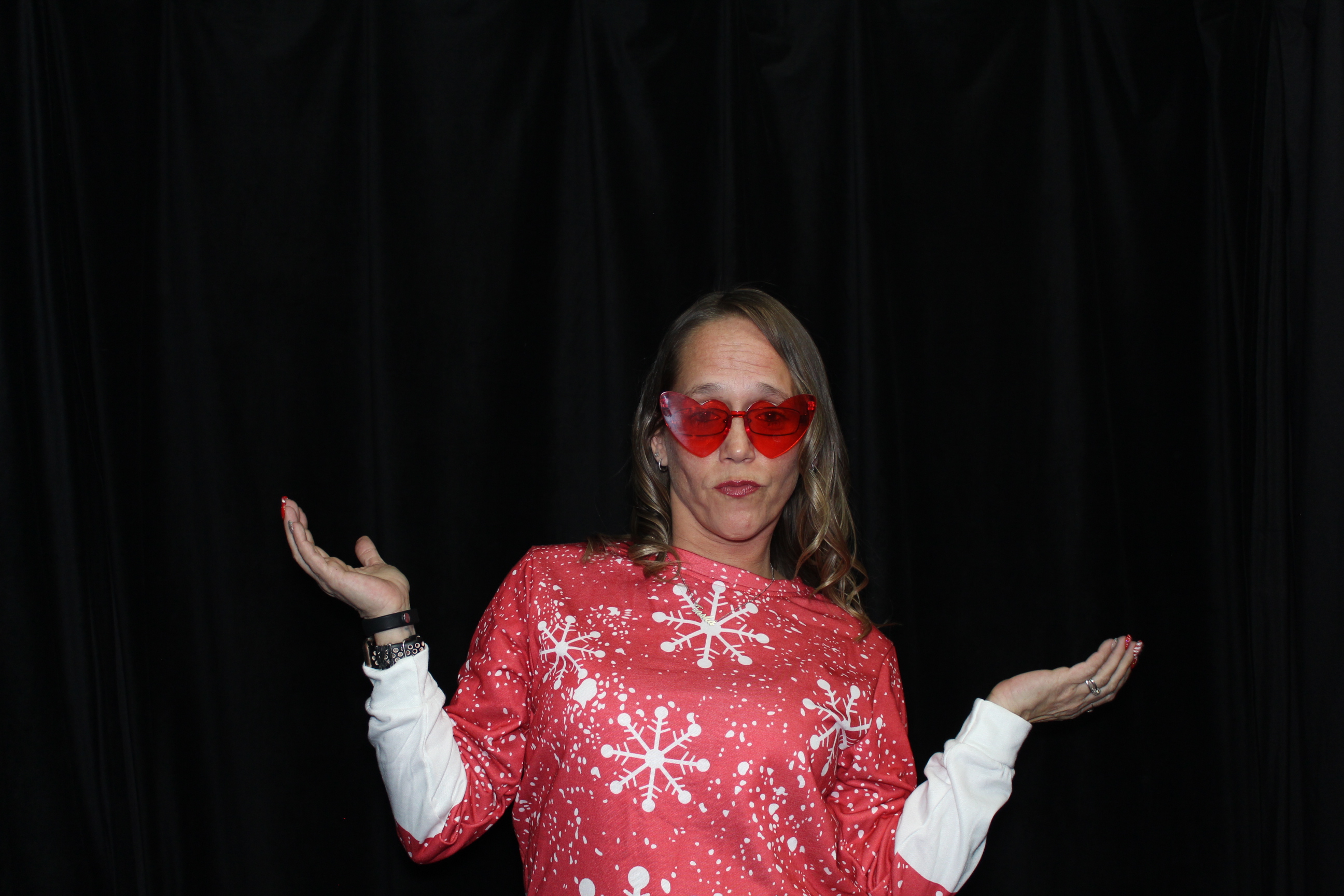 R.B. Jergens Contractors Holiday Party | View more photos from the event at gallery.photoboothcincy.com/u/PhotoBoothCincy/RB-Jergens-Contractors-Holiday-Party