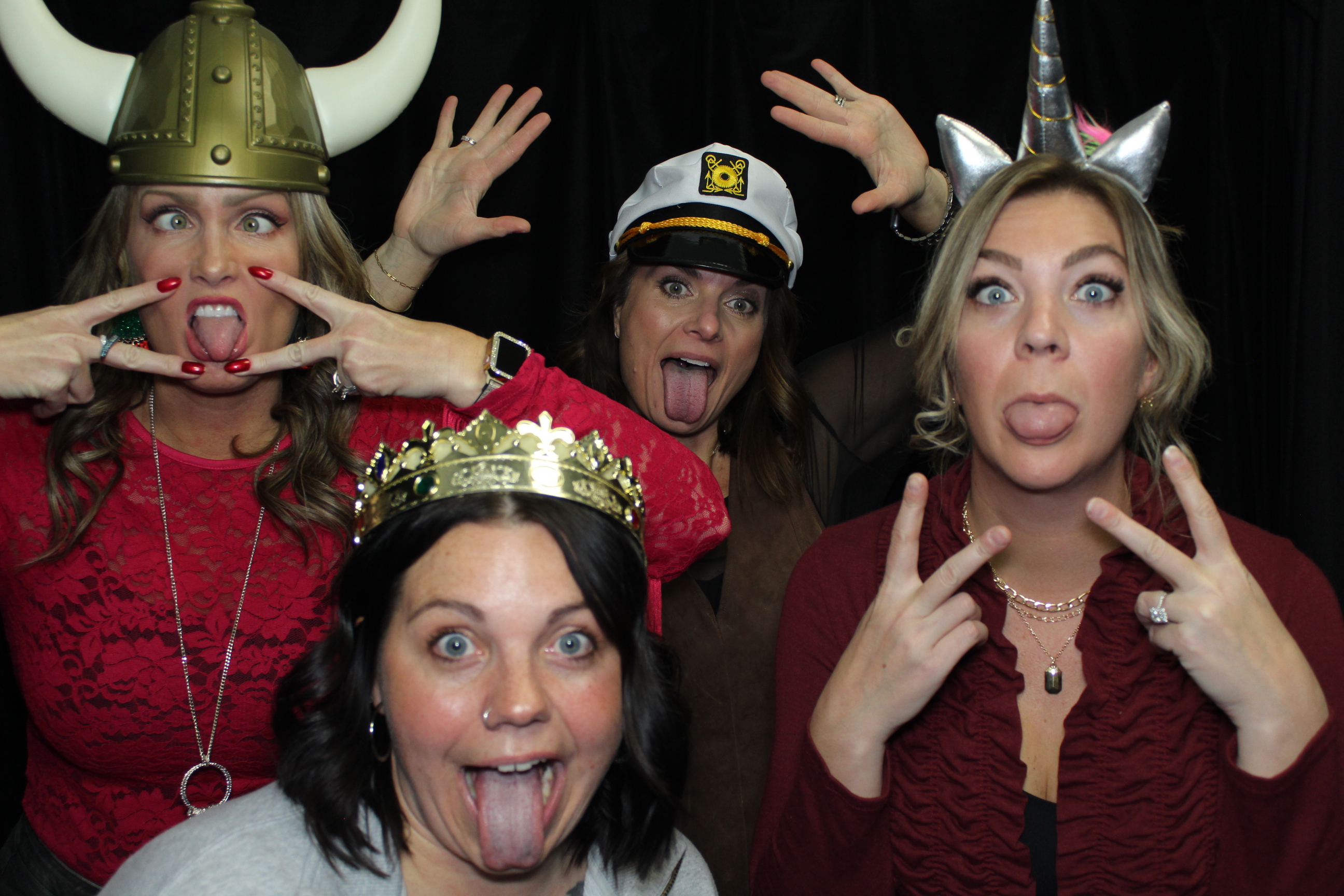 R.B. Jergens Contractors Holiday Party | View more photos from the event at gallery.photoboothcincy.com/u/PhotoBoothCincy/RB-Jergens-Contractors-Holiday-Party