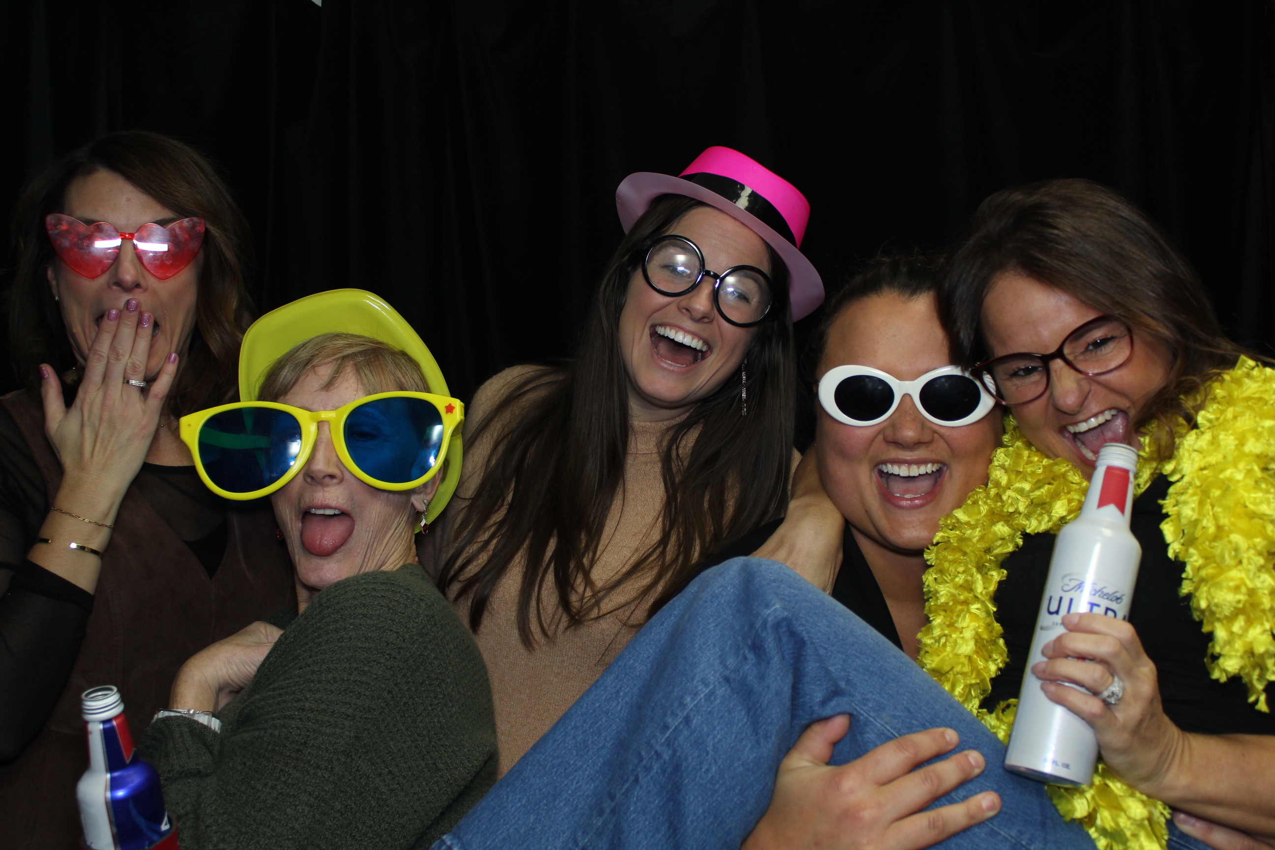 R.B. Jergens Contractors Holiday Party | View more photos from the event at gallery.photoboothcincy.com/u/PhotoBoothCincy/RB-Jergens-Contractors-Holiday-Party