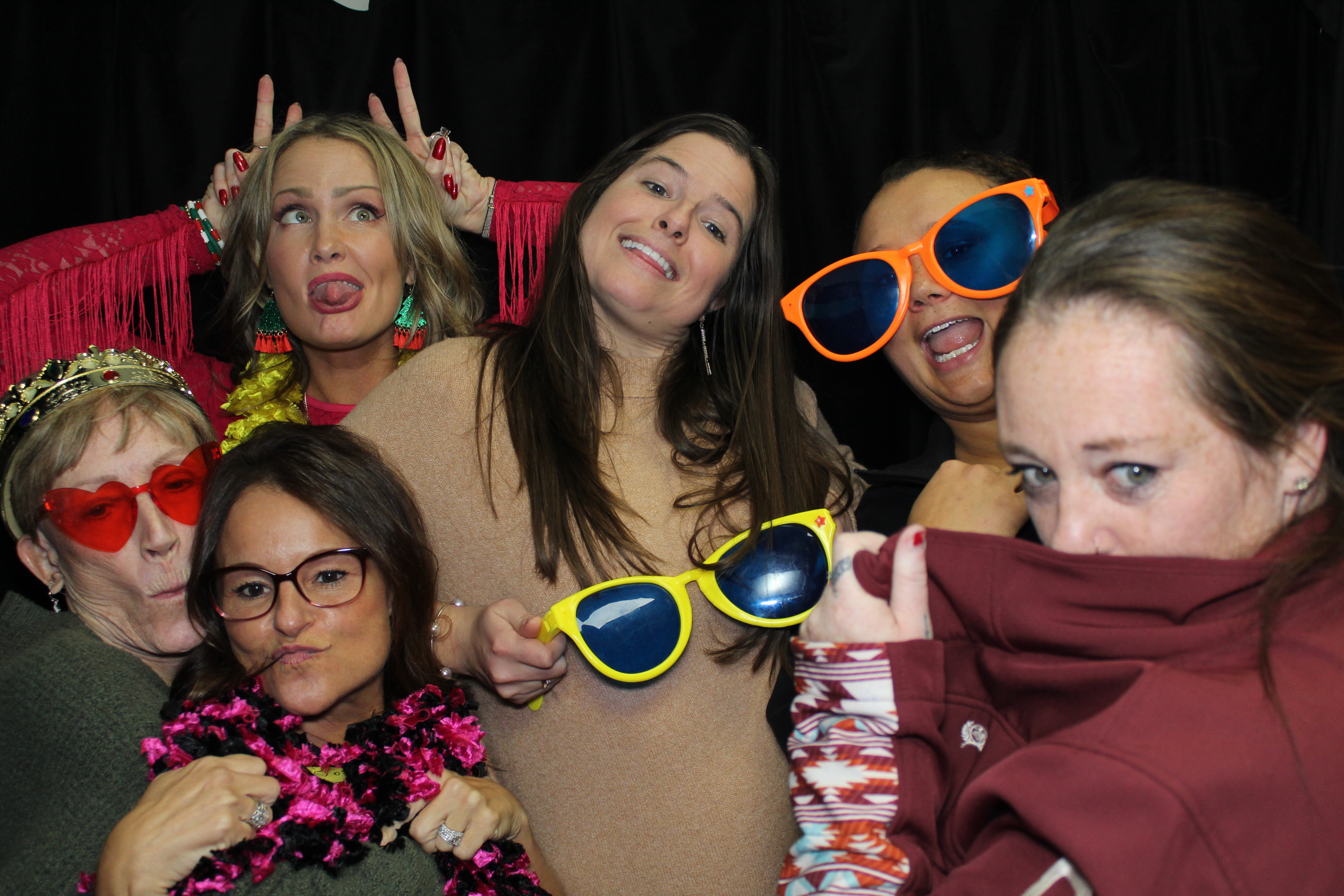 R.B. Jergens Contractors Holiday Party | View more photos from the event at gallery.photoboothcincy.com/u/PhotoBoothCincy/RB-Jergens-Contractors-Holiday-Party