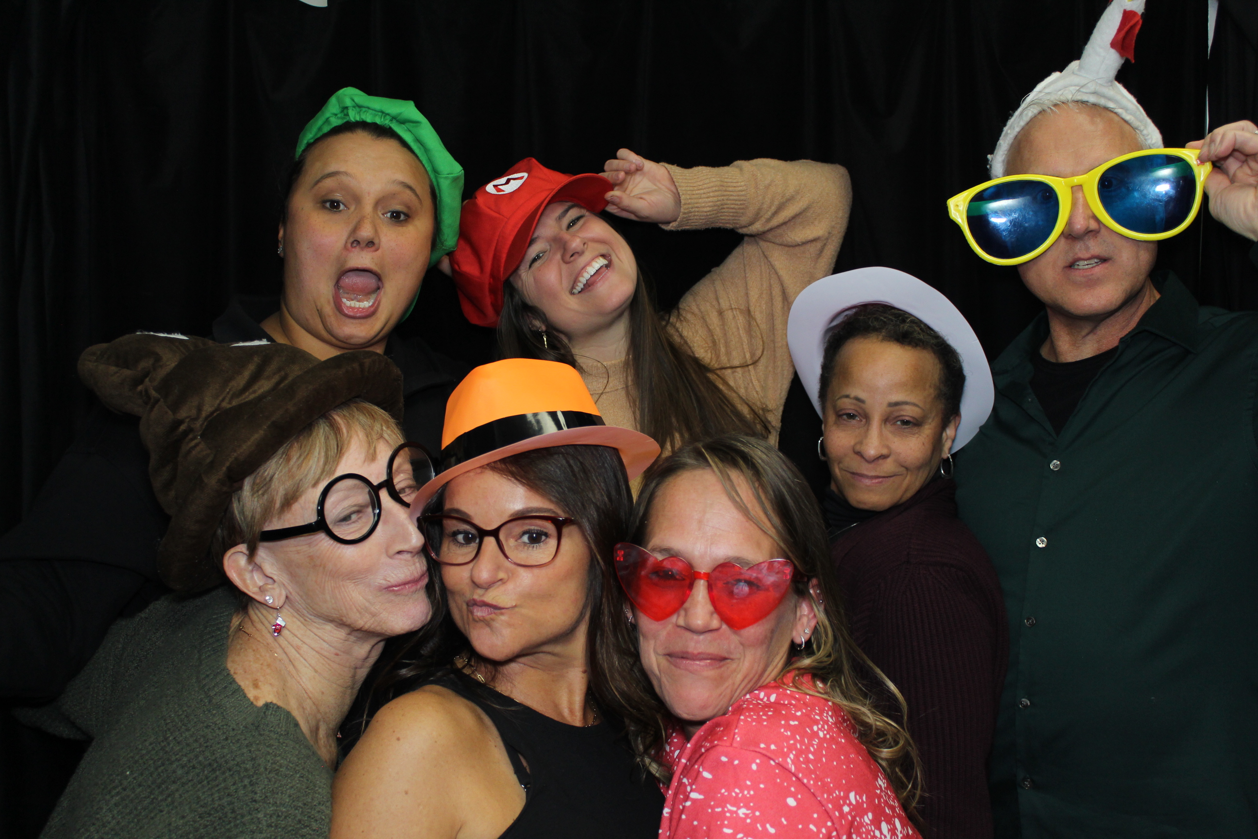 R.B. Jergens Contractors Holiday Party | View more photos from the event at gallery.photoboothcincy.com/u/PhotoBoothCincy/RB-Jergens-Contractors-Holiday-Party