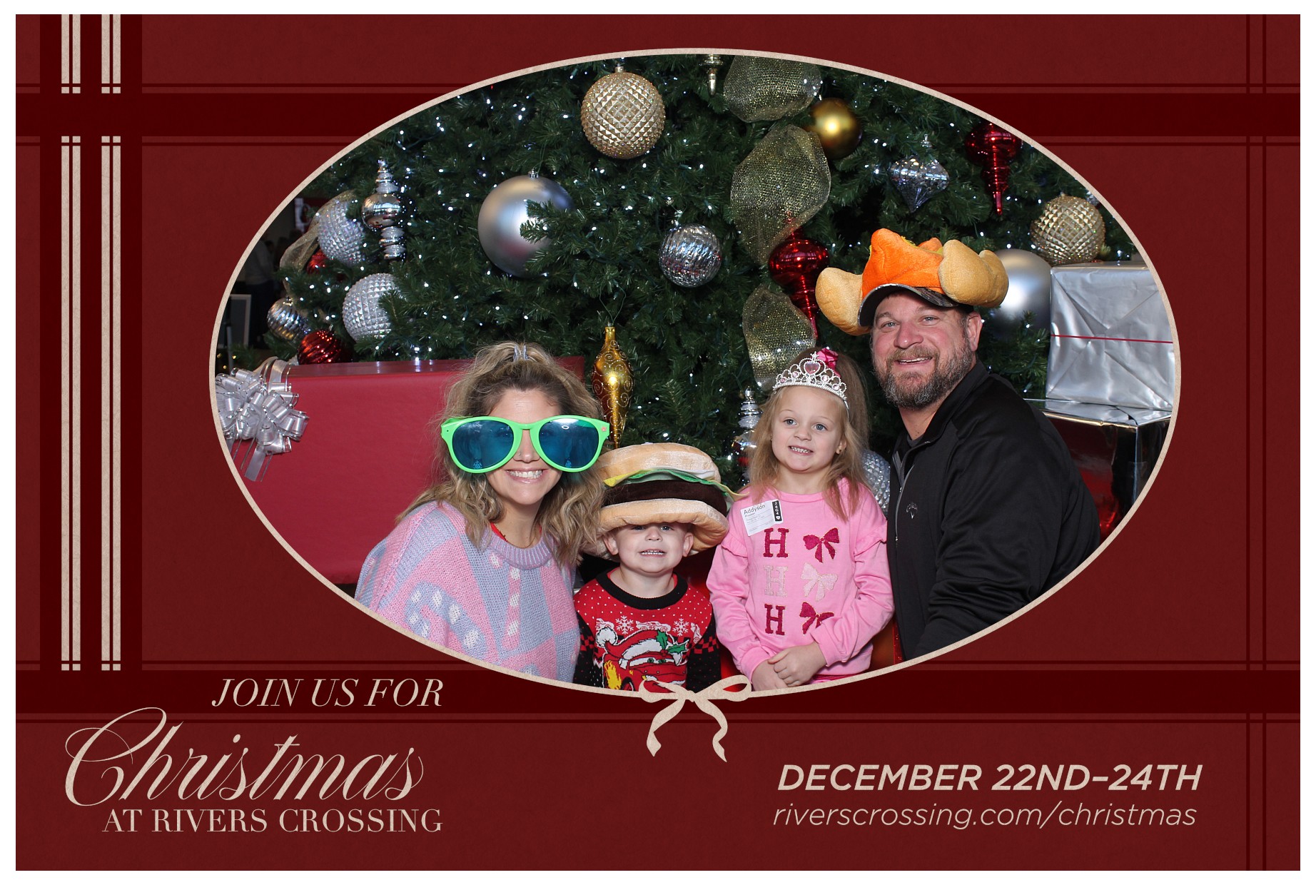 Rivers Crossing Christmas Invite | View more photos from the event at gallery.photoboothcincy.com/u/PhotoBoothCincy/Rivers-Crossing-Christmas-Invite