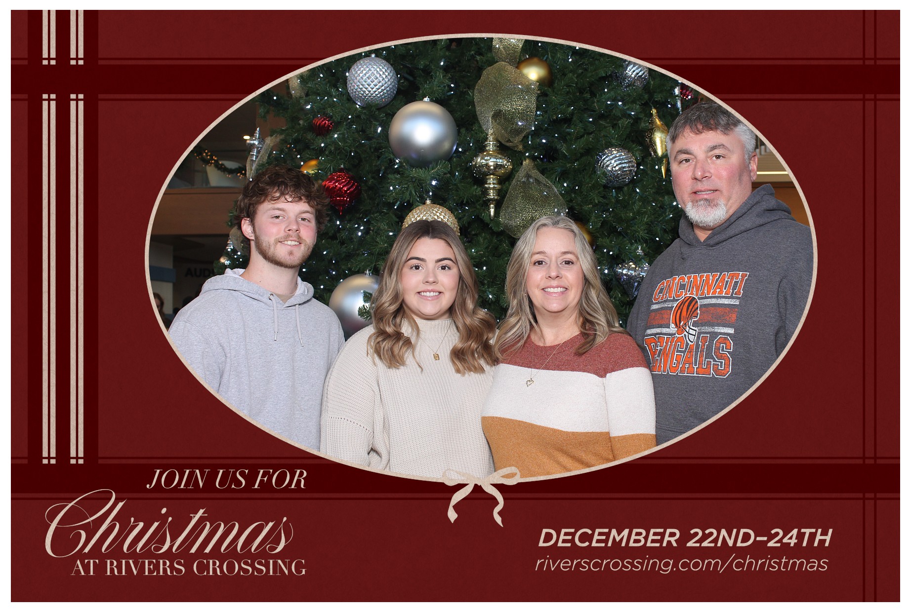 Rivers Crossing Christmas Invite | View more photos from the event at gallery.photoboothcincy.com/u/PhotoBoothCincy/Rivers-Crossing-Christmas-Invite